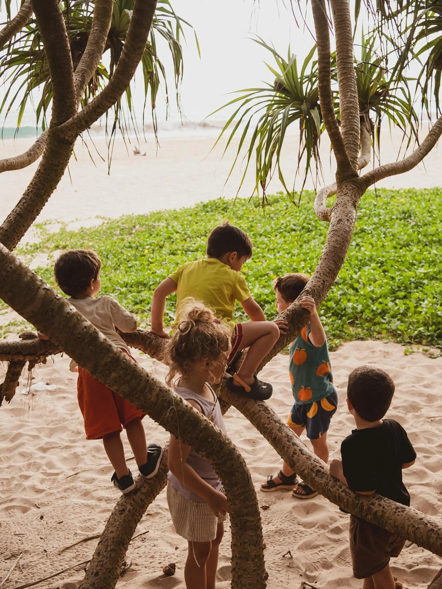We might be finding day-to-day life tricky here but what has been the absolute best is our play mates ❤️ both these families we met randomly on separate trips to Chiang Mai and now how lucky are we that we get to spend our time together again. Travel