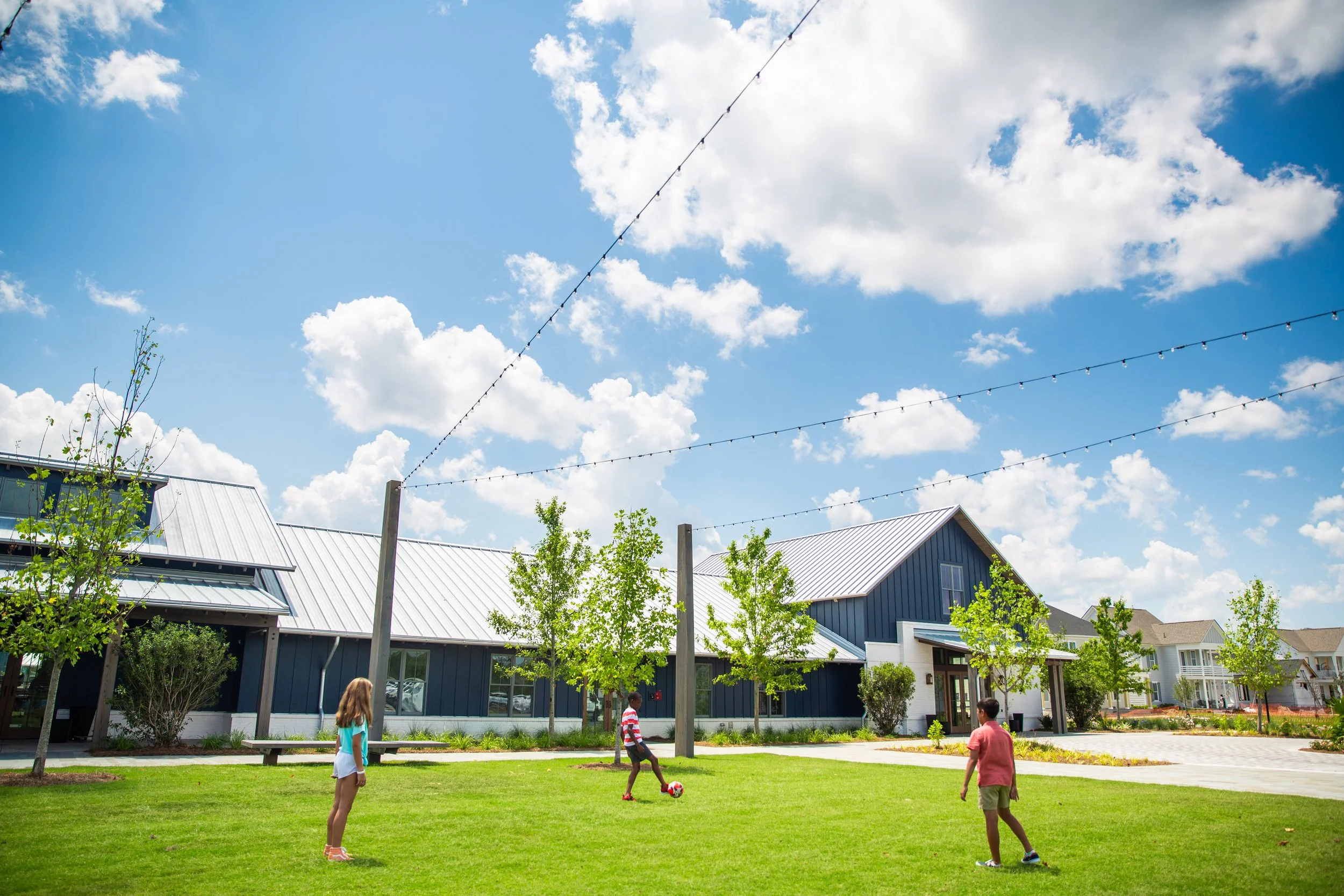 MIdtown Clubhouse Lawn.jpg