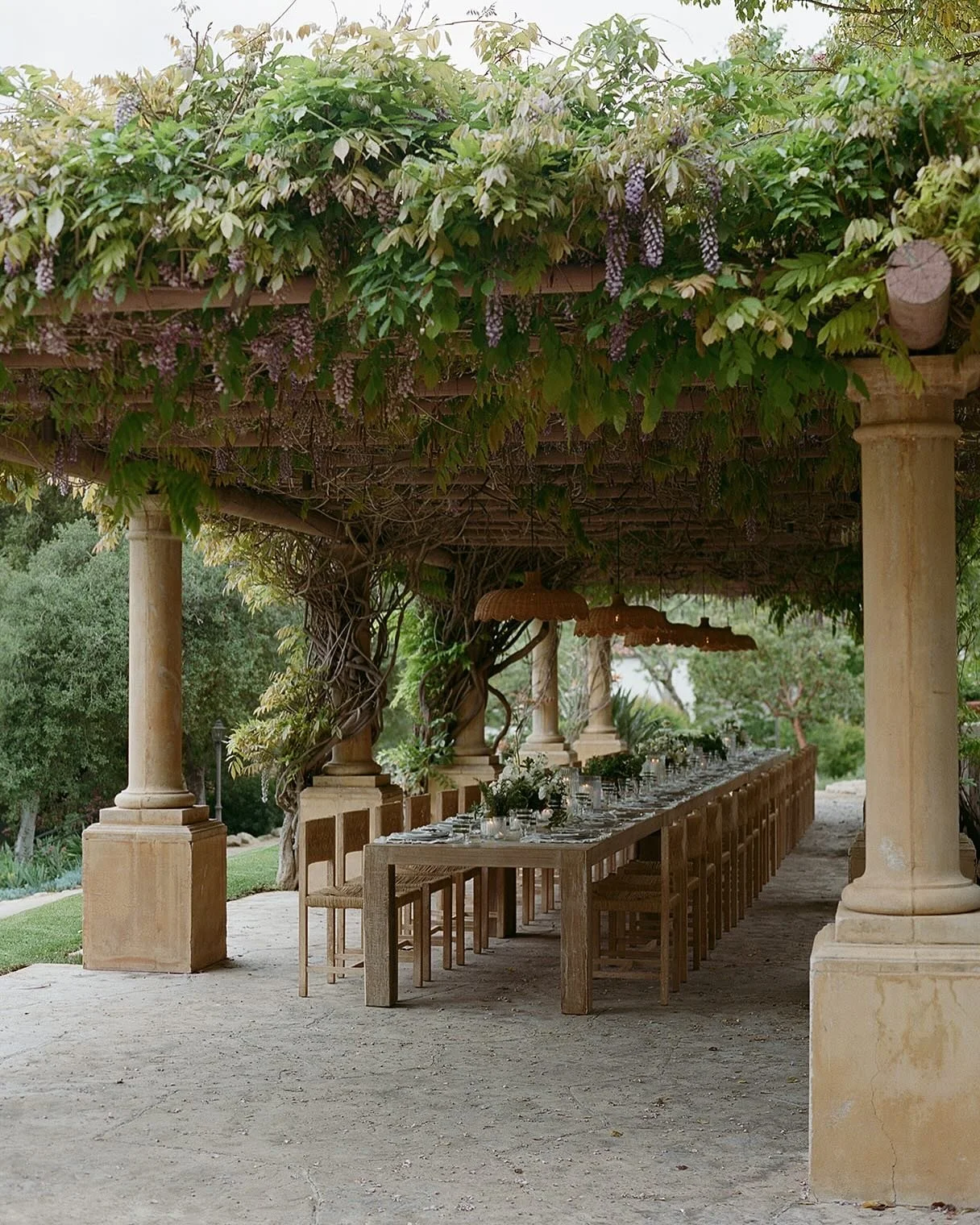 rehearsal dinner at @ojaivalleyinn with @sophia.goff 

This was the perfect space to host an intimate celebration to kick off Sasha and Nick&rsquo;s wedding weekend. 

x.

Design and Planning // @sophia.goff 
Venue // @ojaivalleyinn 
Floral // @nicol