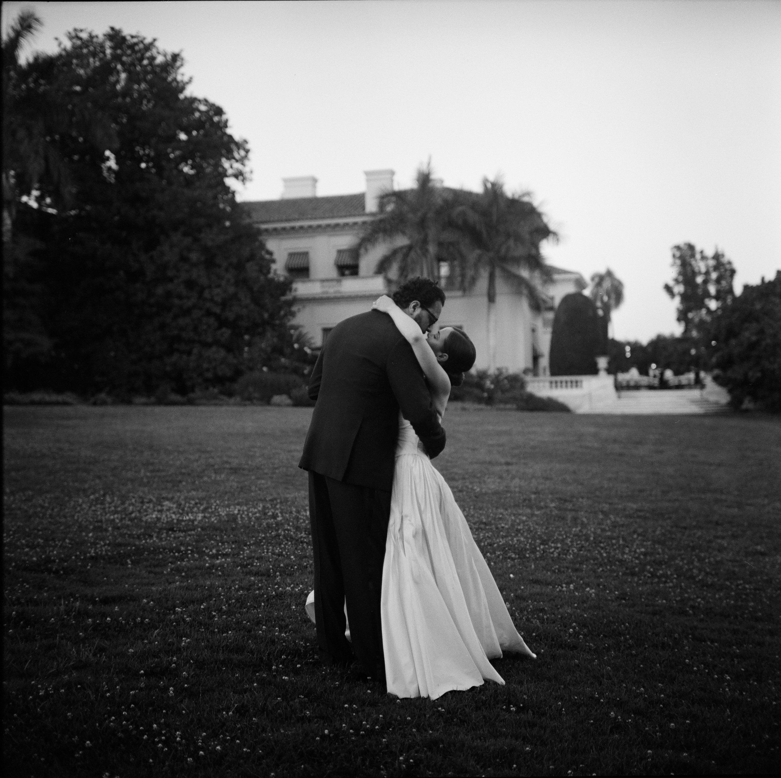Pasadena wedding at The Gamble House and Huntington Gardens by Studio Sully
