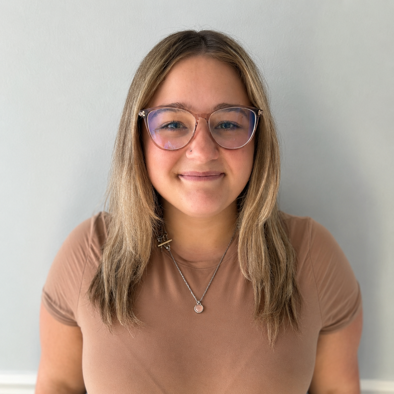 Cassandra Beach, LCSW, CGS Social sparks rhode island therapy services