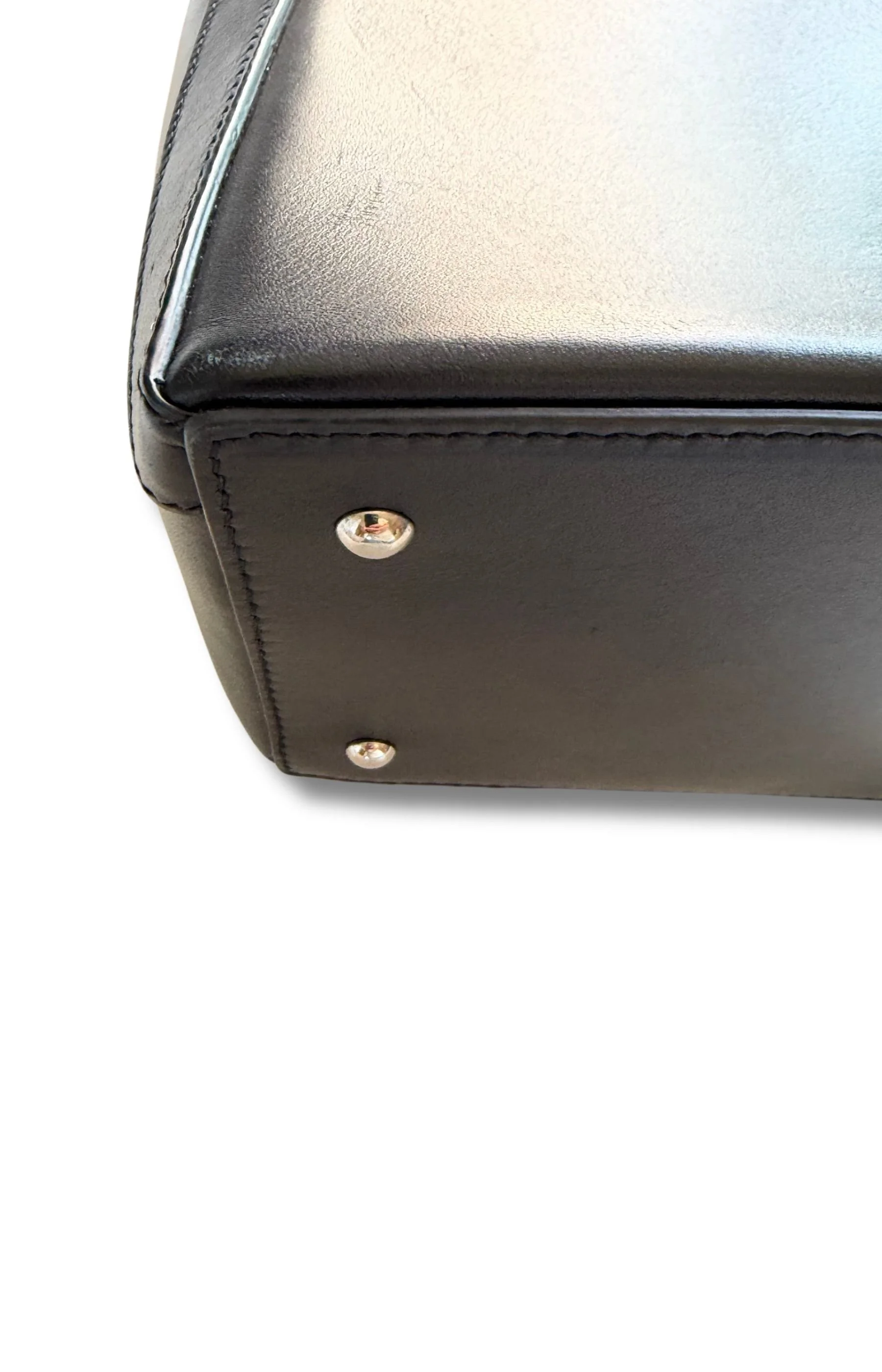 LBL_Silver-Knot-Bag-02.jpg