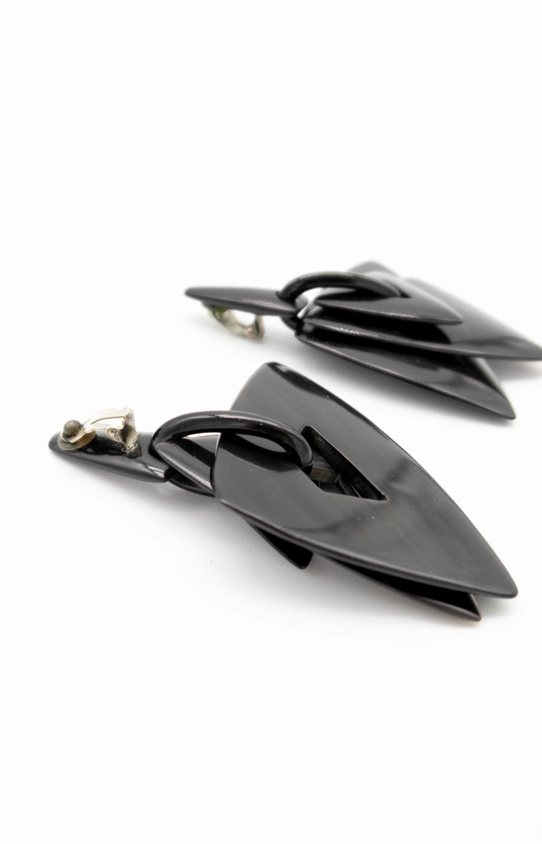 LBL_Vintage-sculptural-earrings-03.jpg