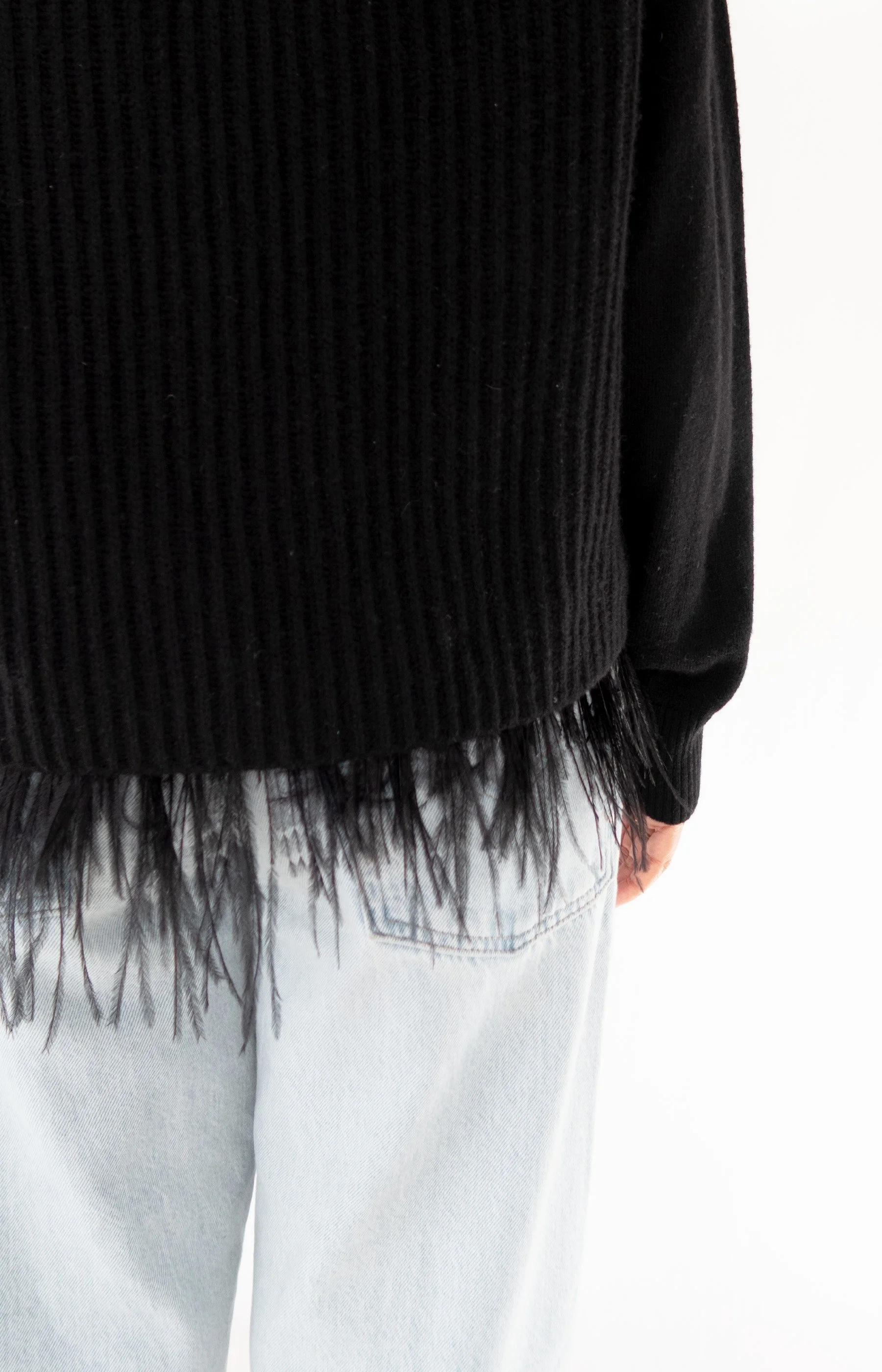 LBL_MaxMara-Jumper-05.jpg