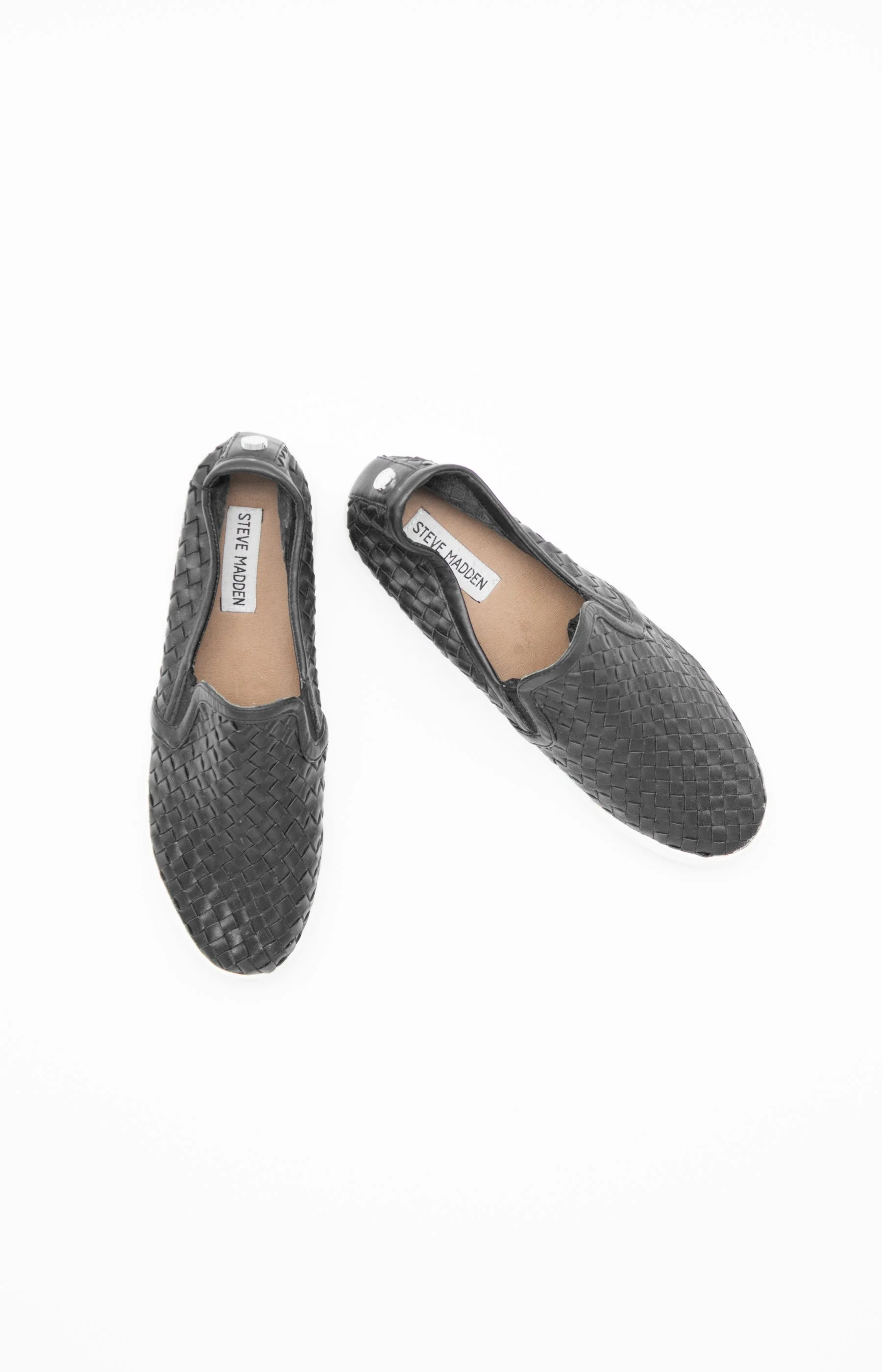 LBL_Steve-Madden-Slip-ons-01.jpg