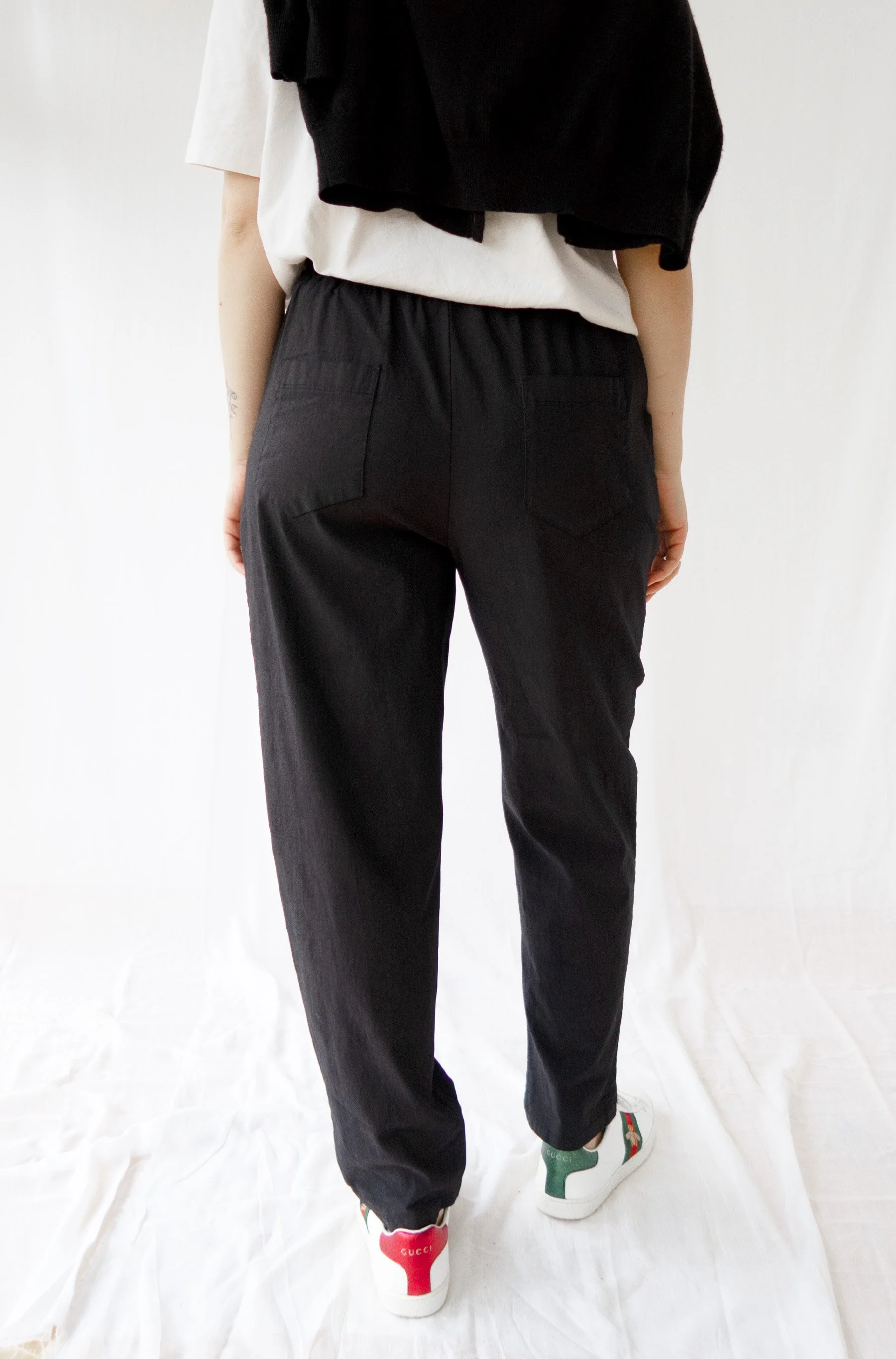 LBL_Barrel-leg-Trousers-03.jpg
