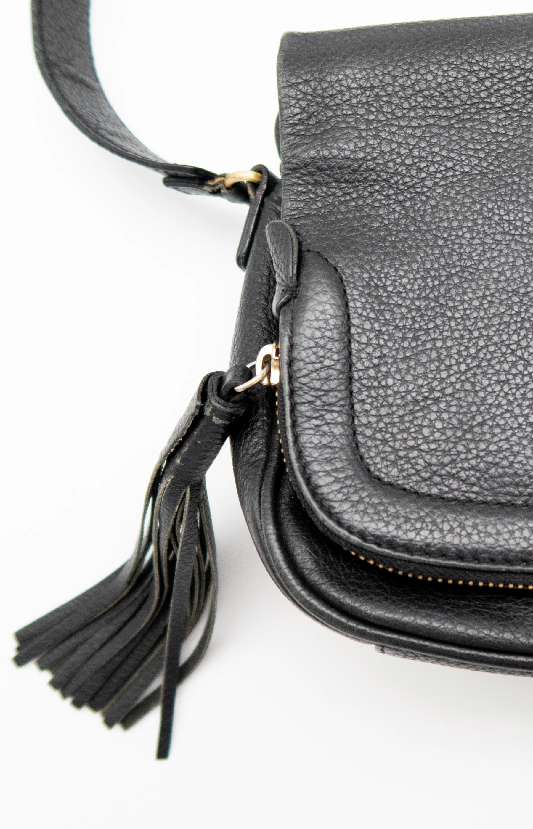 LBL_Leather-crossbody-Bag-02.jpg