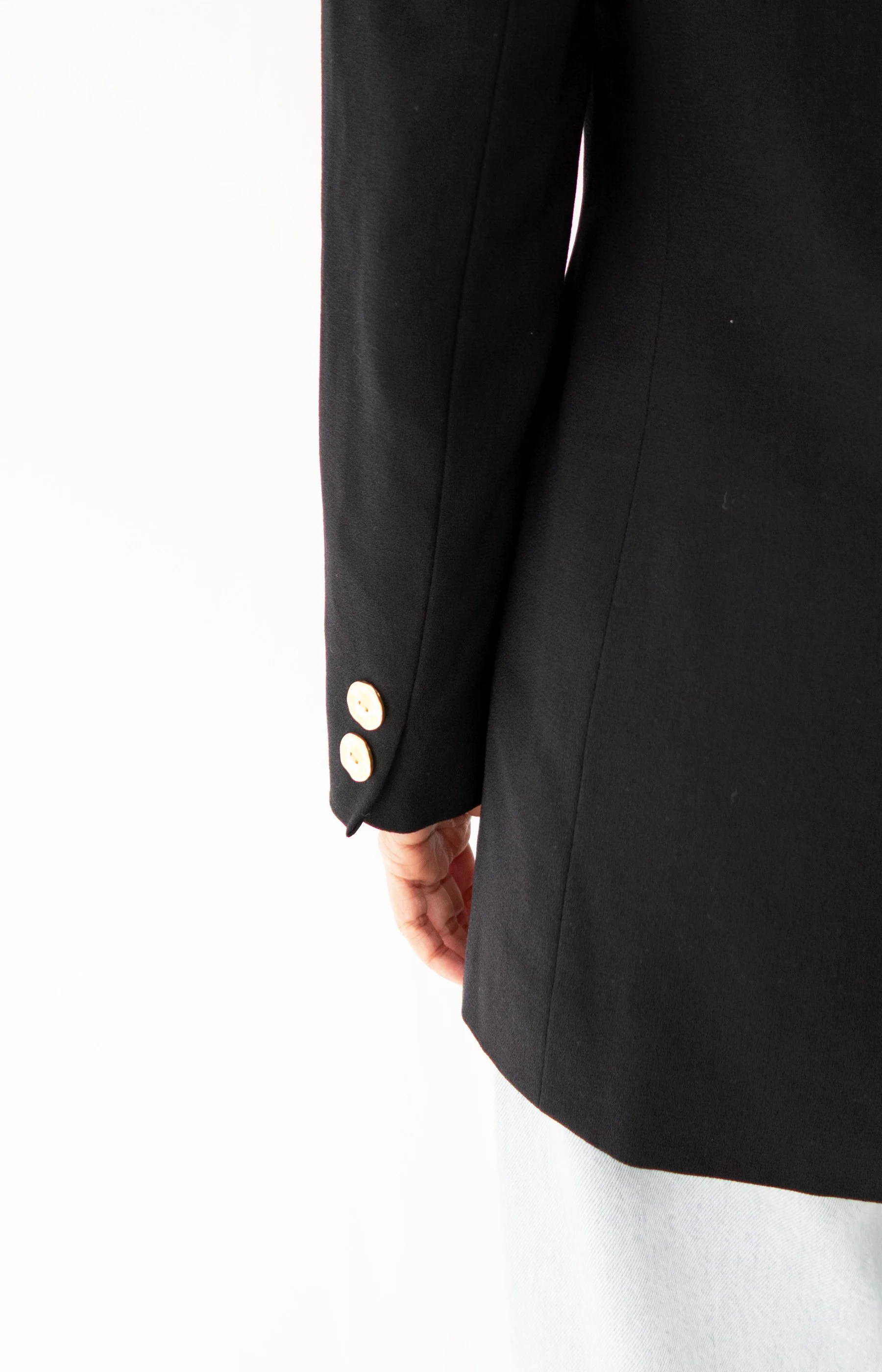 LBL_Vintage-Jaeger-Gold-Button-Blazer-05.jpg