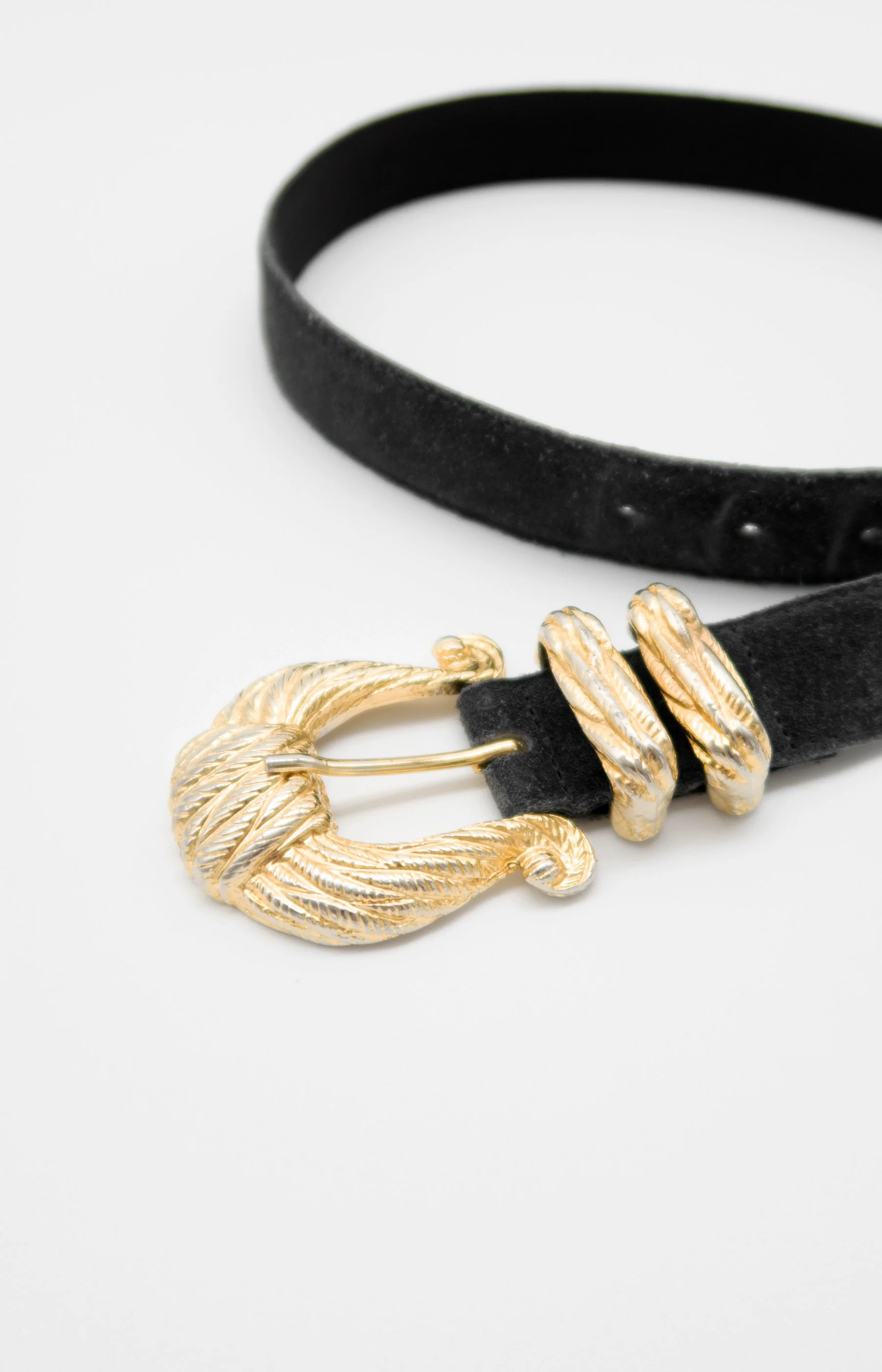 LBL_Vintage-Gold-Buckle-Belt-03.jpg