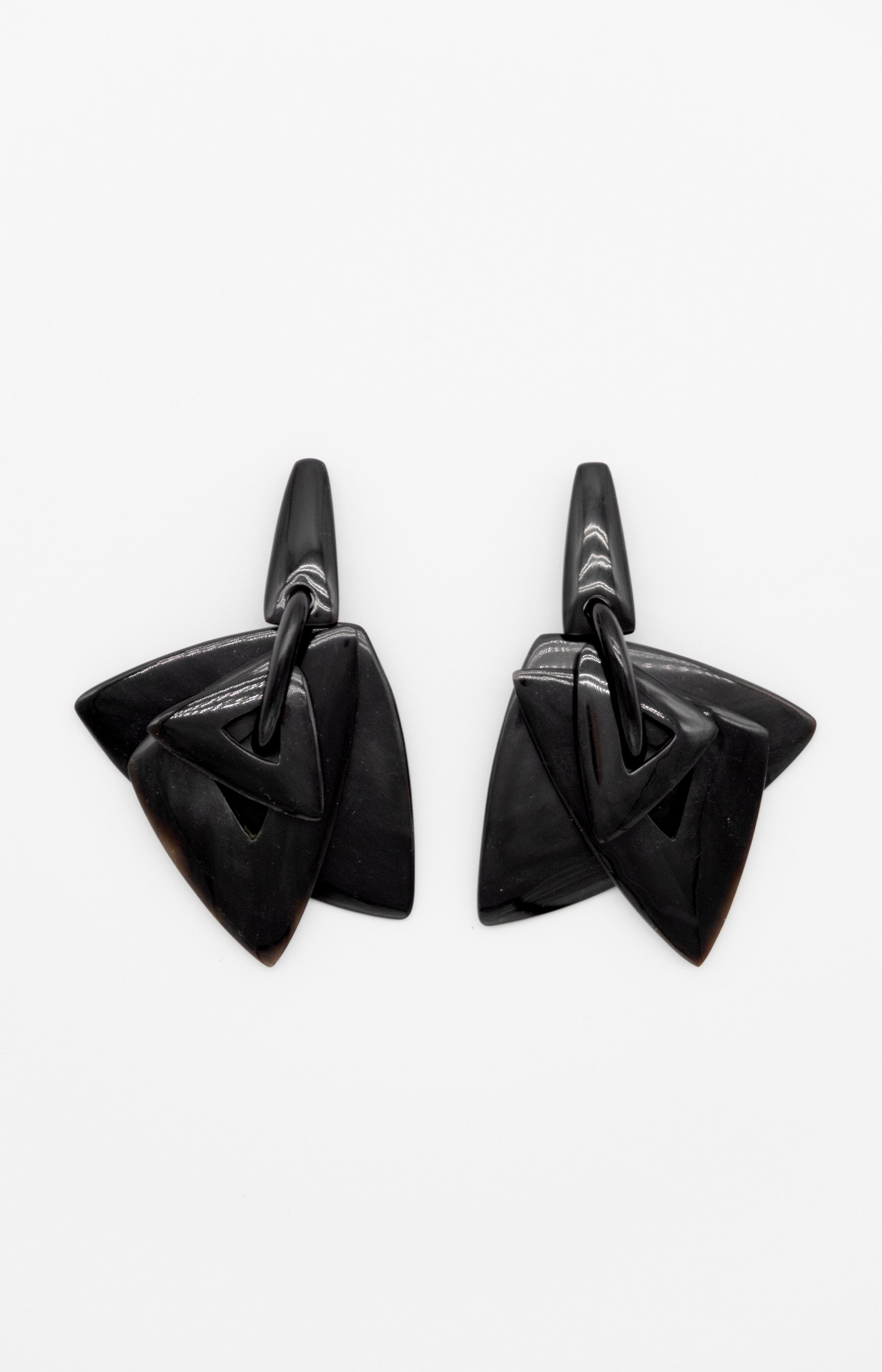 LBL_Vintage-sculptural-earrings-01.jpg