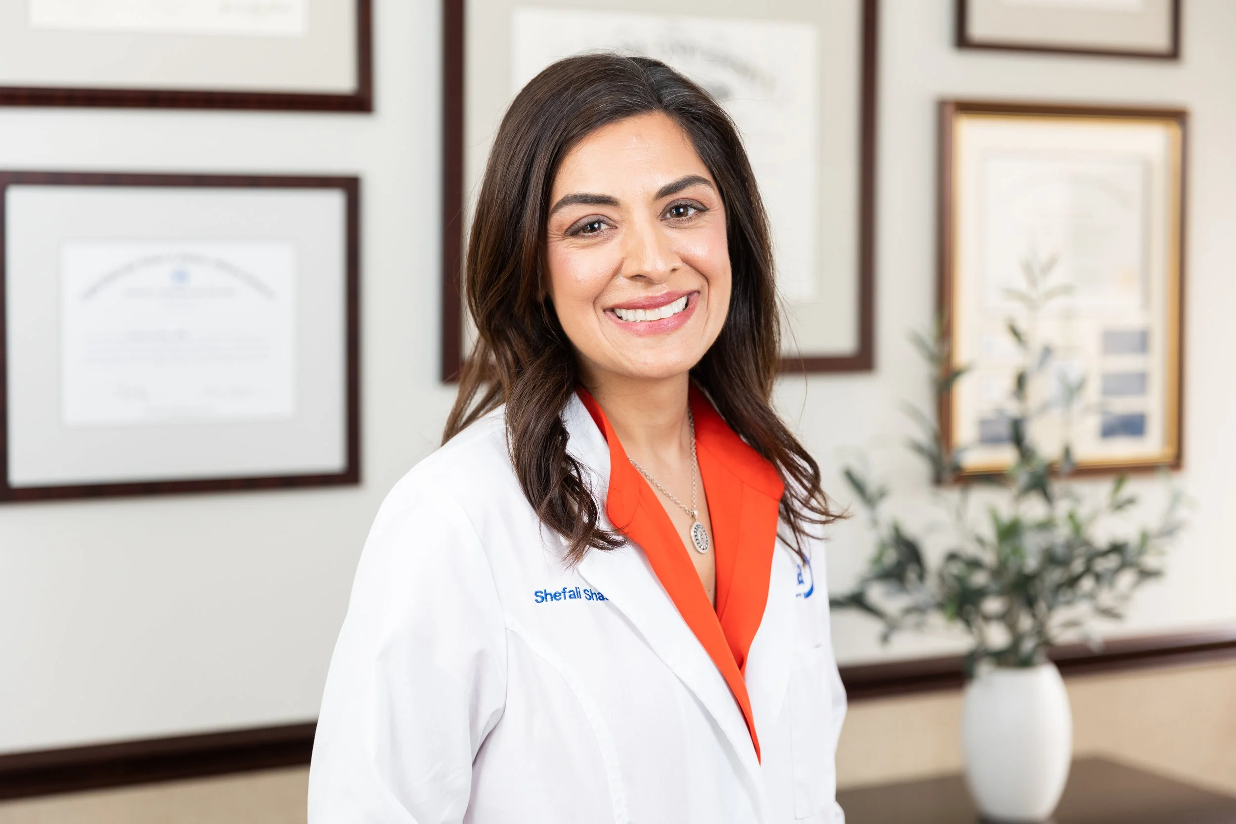 Dr. Shefali Shastri headshot