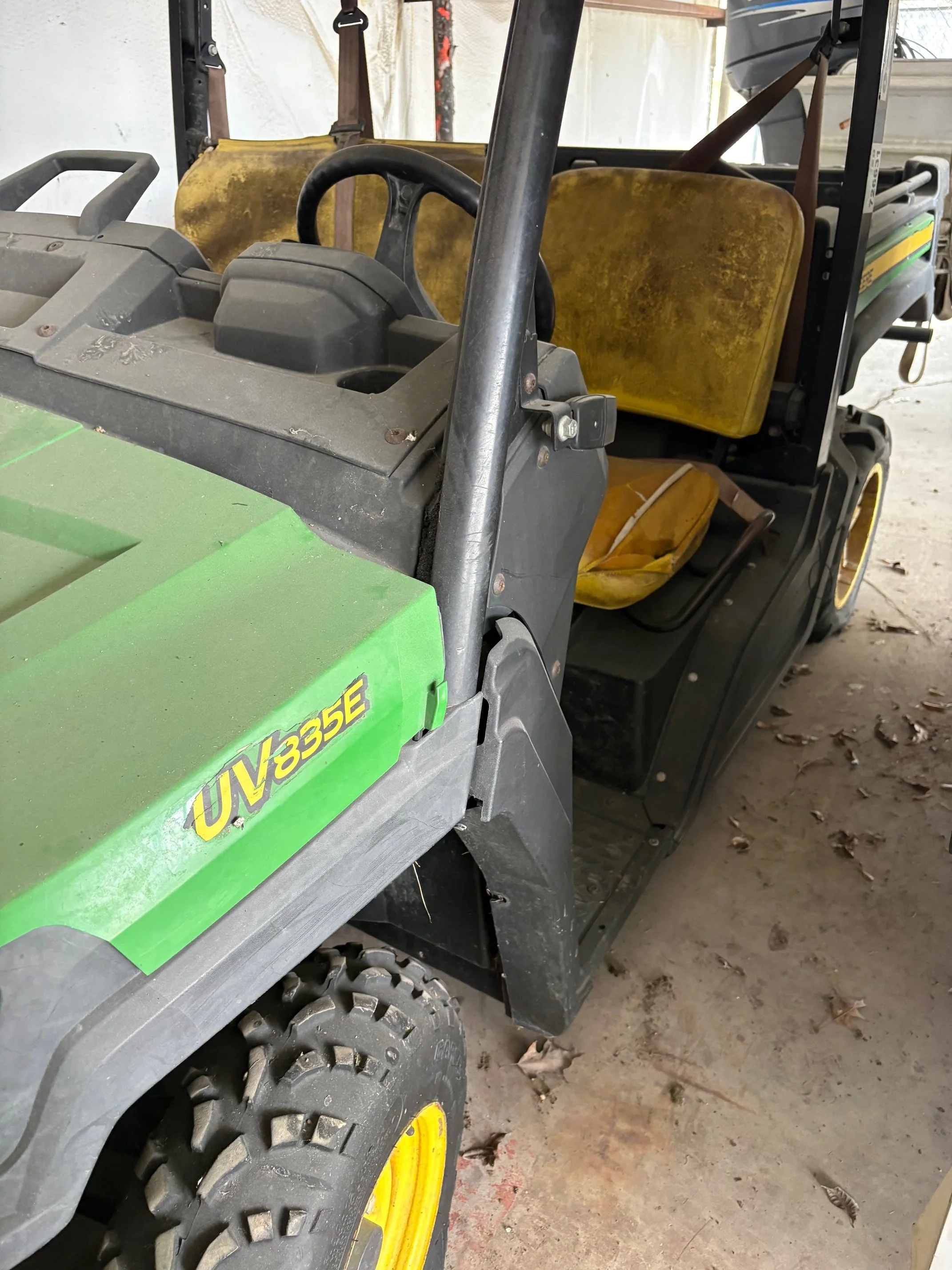 *SOLD* John Deere Gator XUV835E