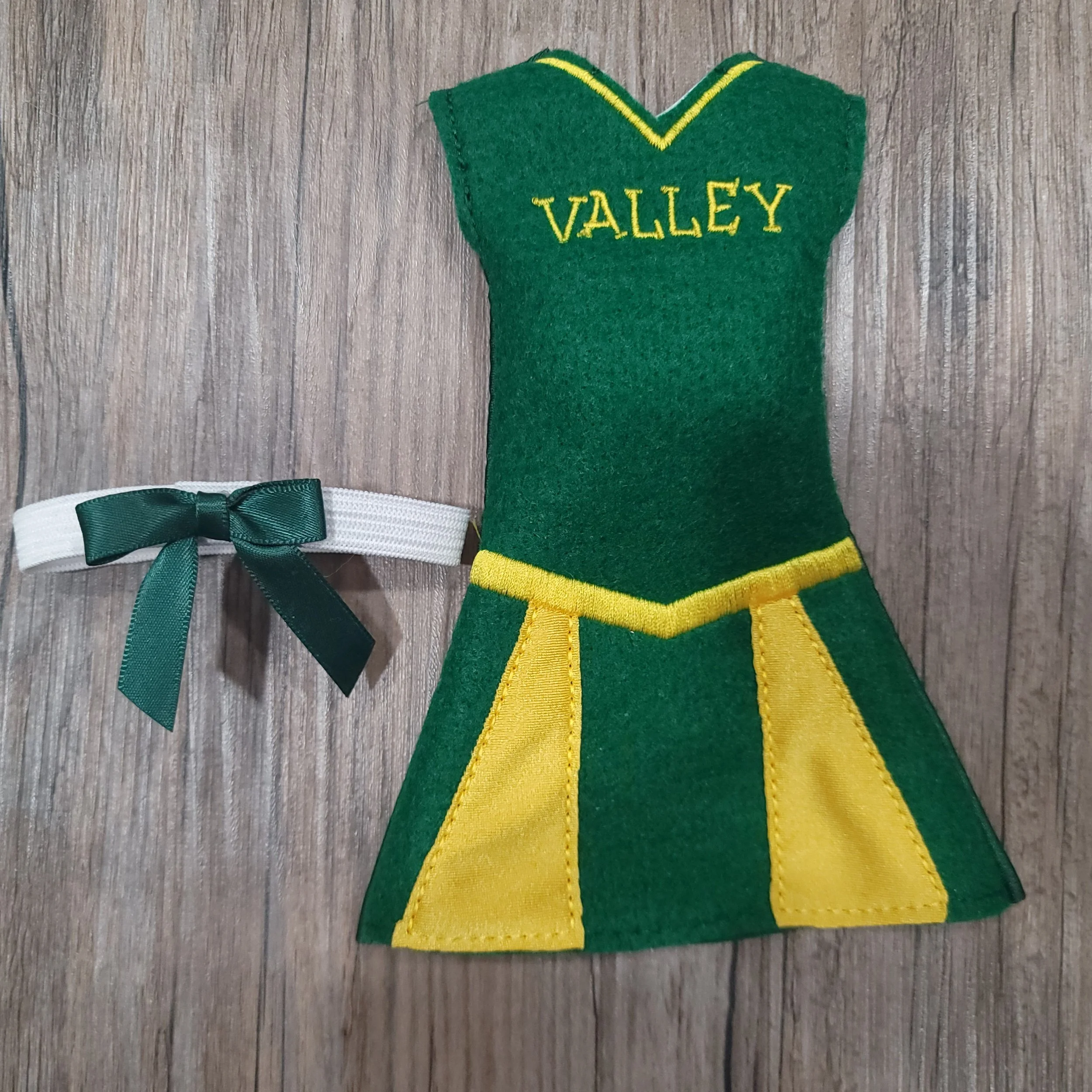 Cheerleader Uniform - Customizable
