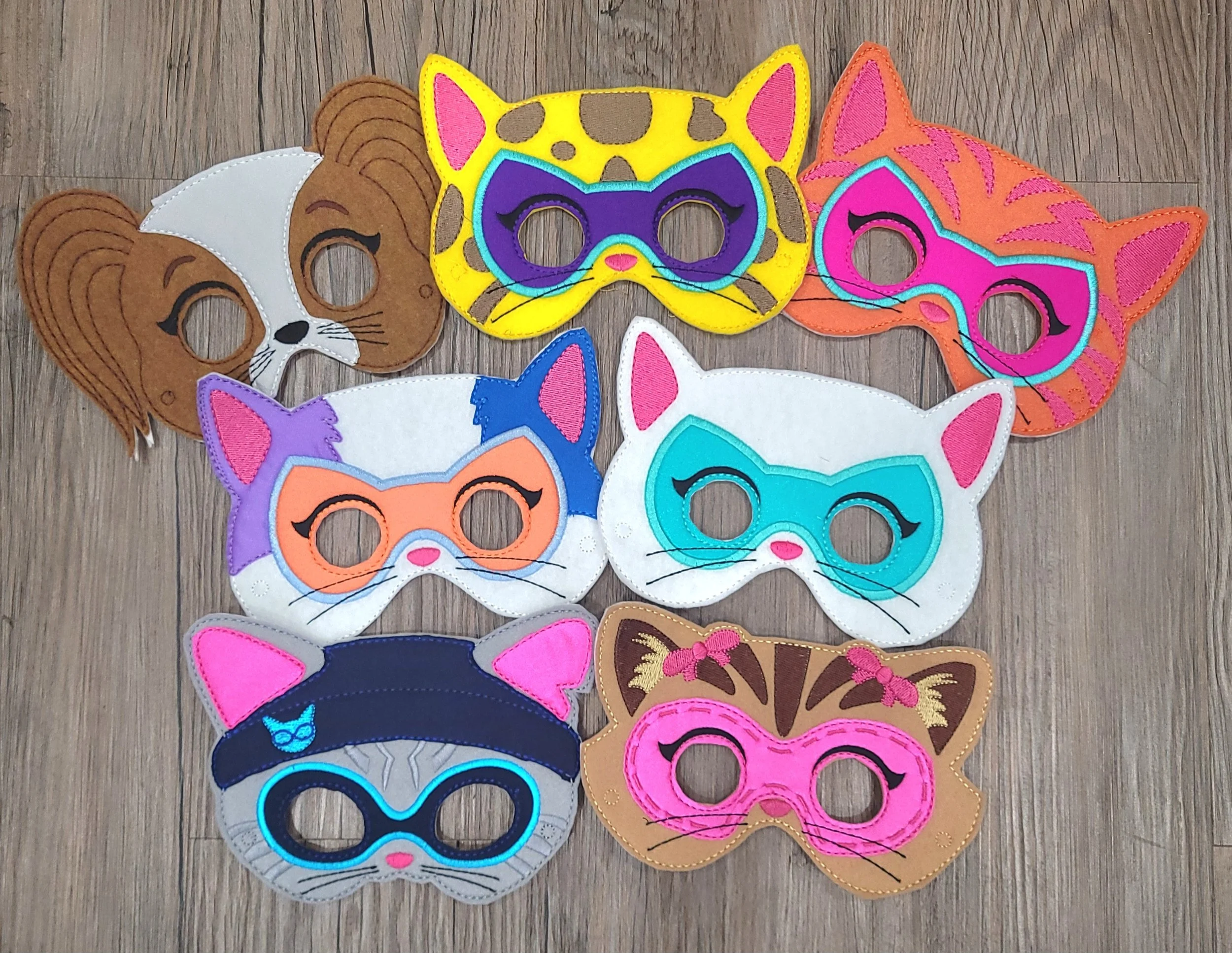 SK Kitty - Character Mask