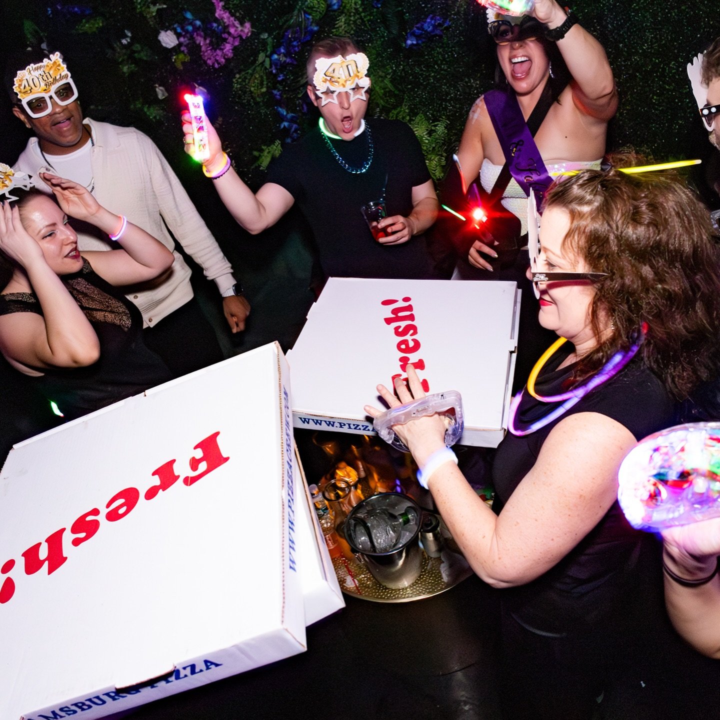 Our first Matinee at @eden.newyork was ⭐️⭐️⭐️⭐️⭐️

We celebrated so many birthdays on Saturday in different ways (shoutout to the table with the LED tambourines 😂🎉)

If you want to celebrate your birthday but still be home at a reasonable hour, we 