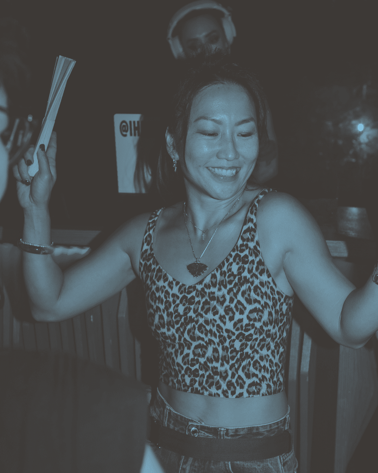 Matineer dancing
