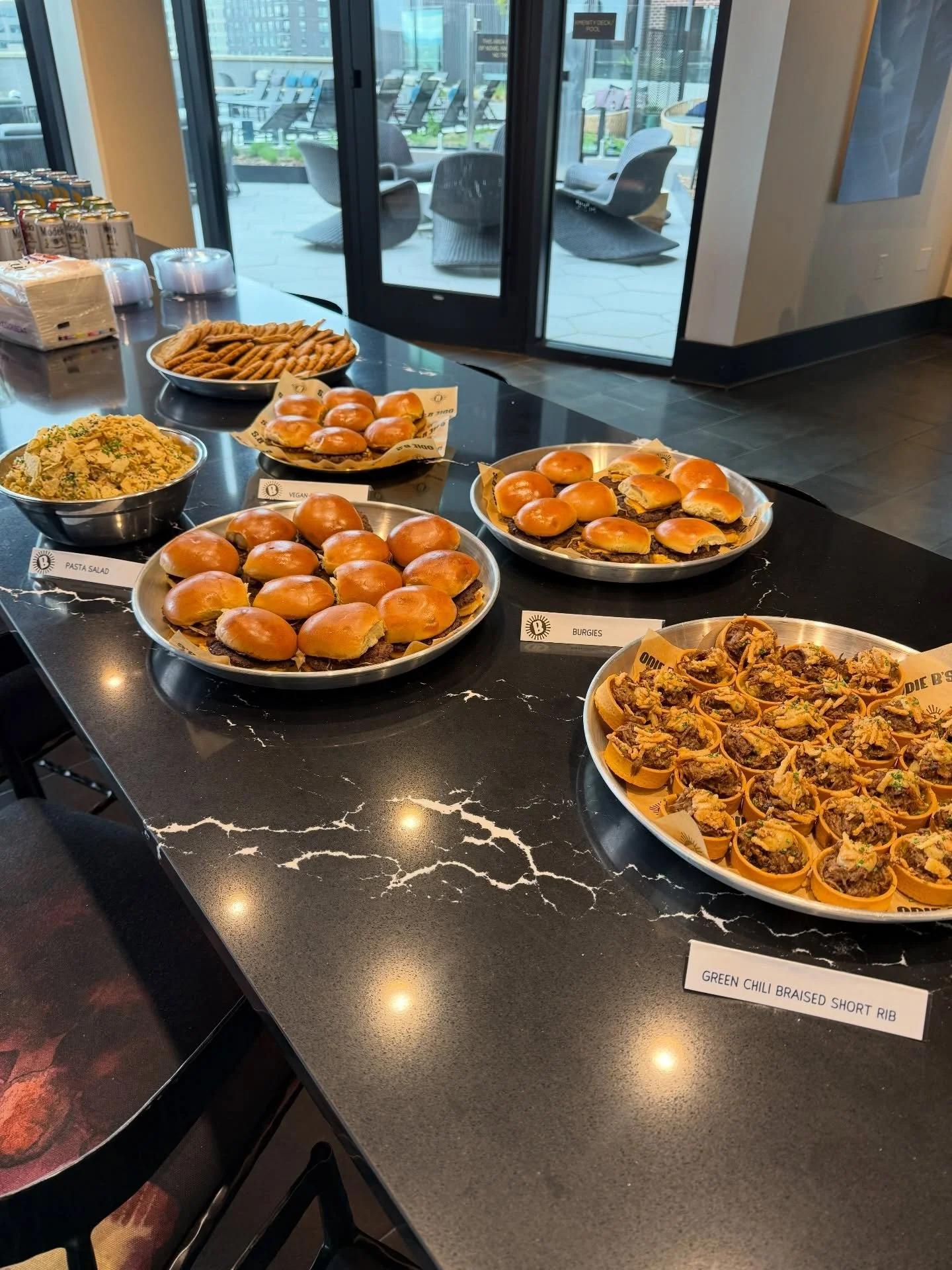 Hosting the Super Bowl?
Don&rsquo;t fumble the food. 

Let Odie B&rsquo;s cater your Super Bowl so you can stay on the couch where you belong!

Email rino@odie-bs.com

#catering #SuperBowl