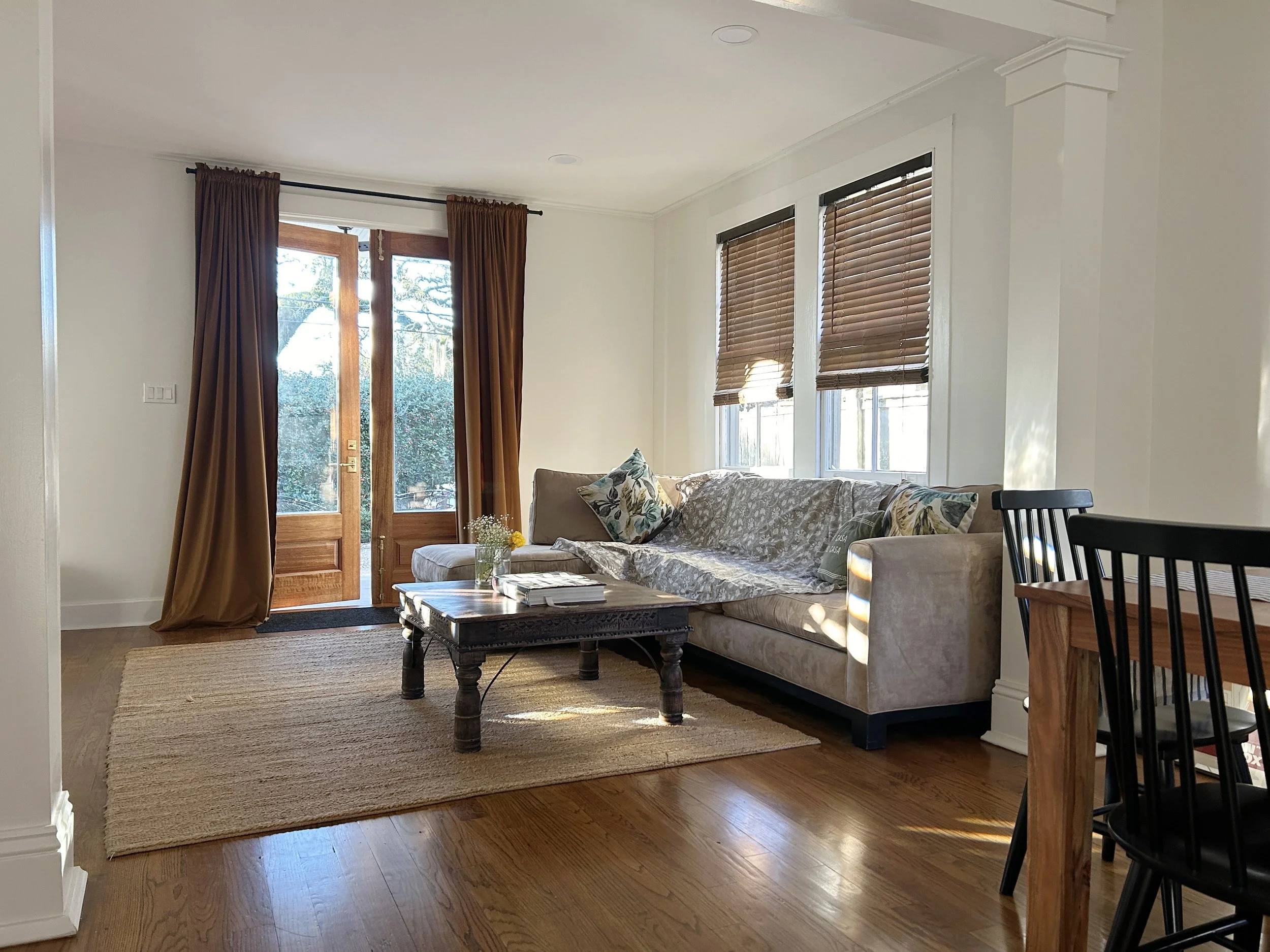 Floor-through open space