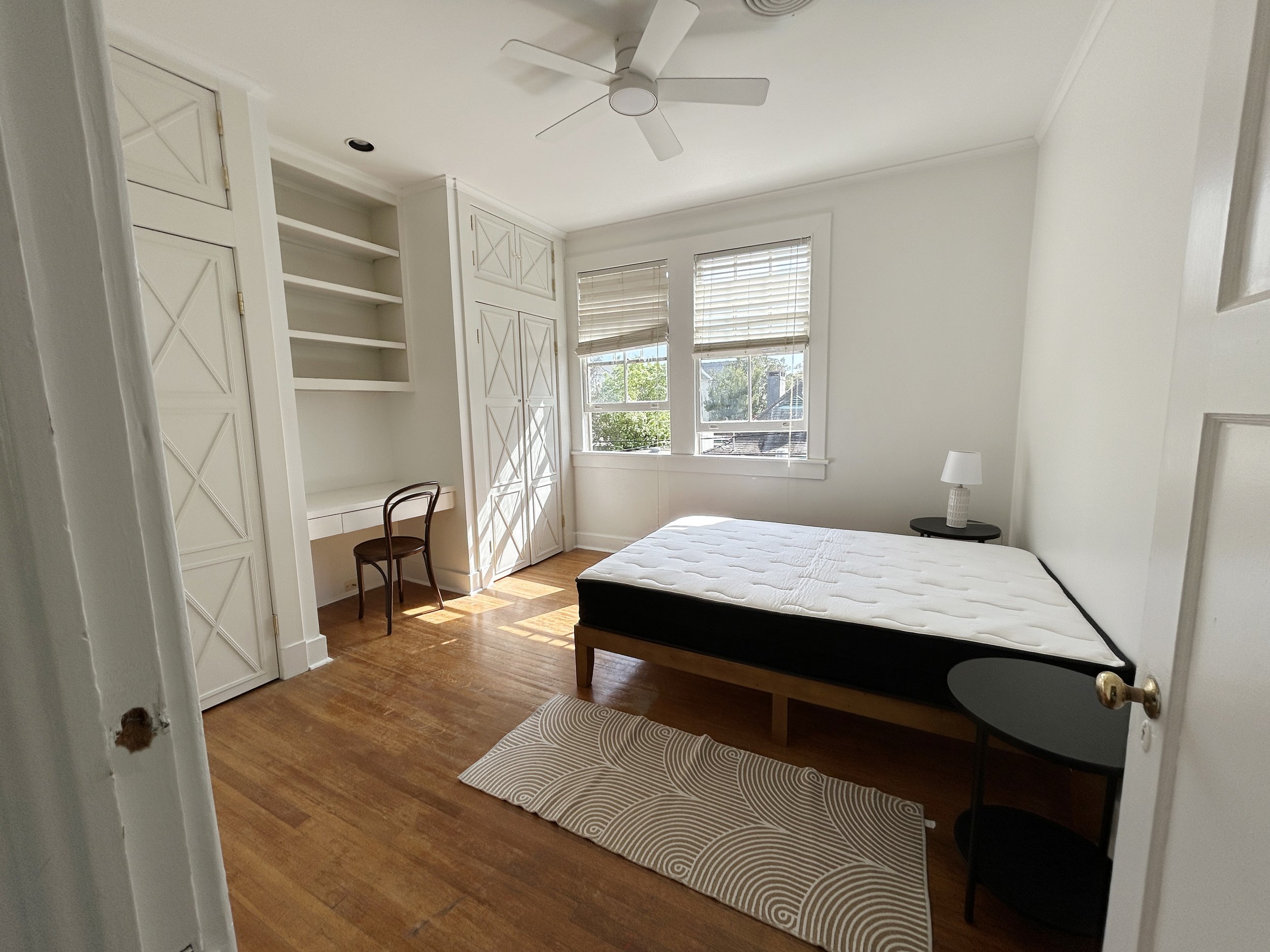 2nd bedroom with full bed 