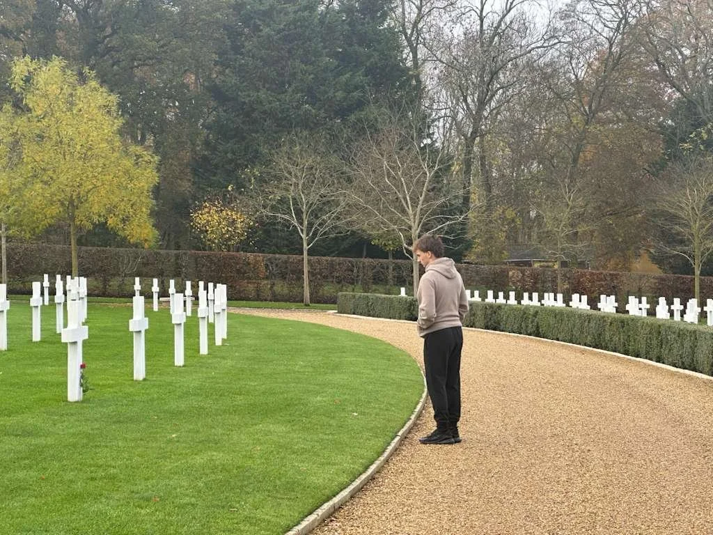 Visiting the American Soldiers Cemetary in Cambridge, England
