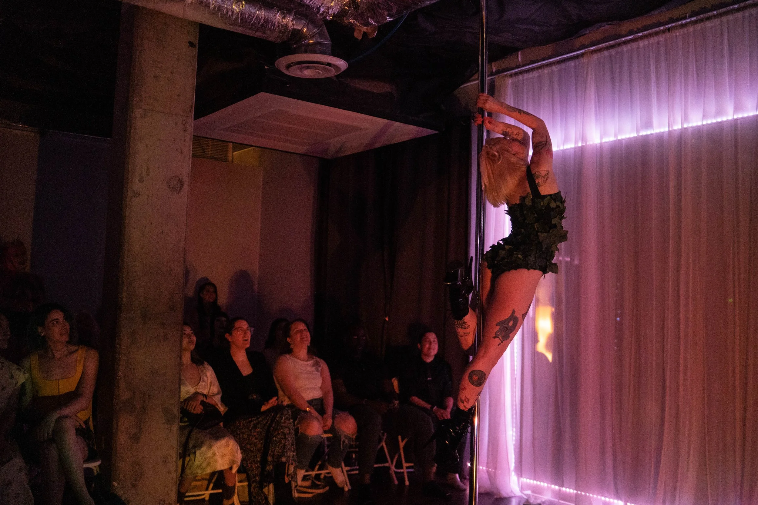 leahmdooley-pole-09739.jpg