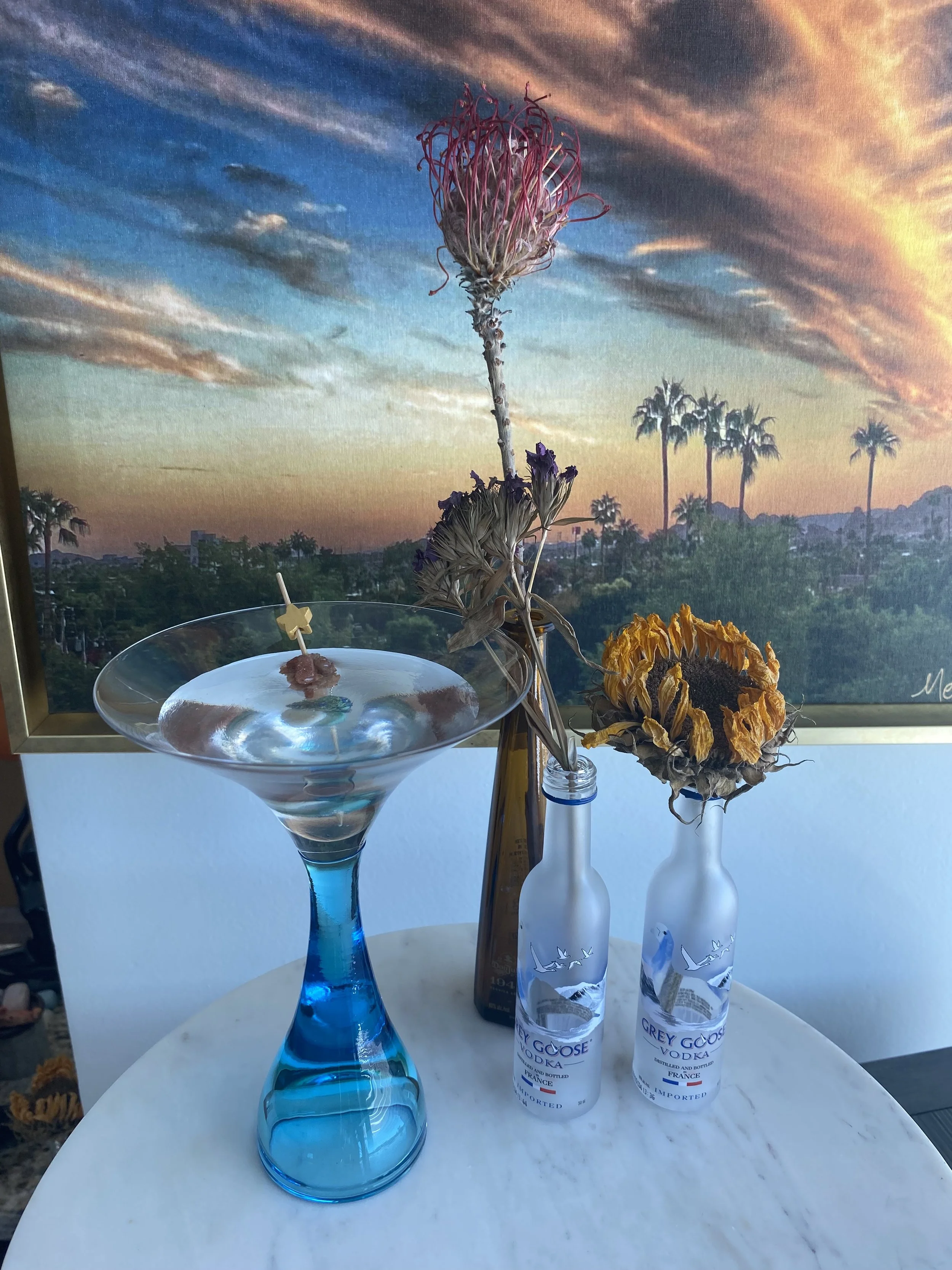 Blue stem with sm vodka btls and flowers.jpeg