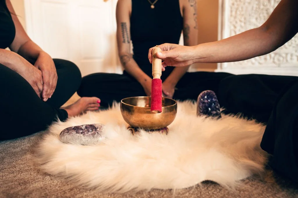 Energy healing Reiki session at Kalm Sanctuary Utah designed to relieve stress, reduce anxiety, and support the body’s natural balance.