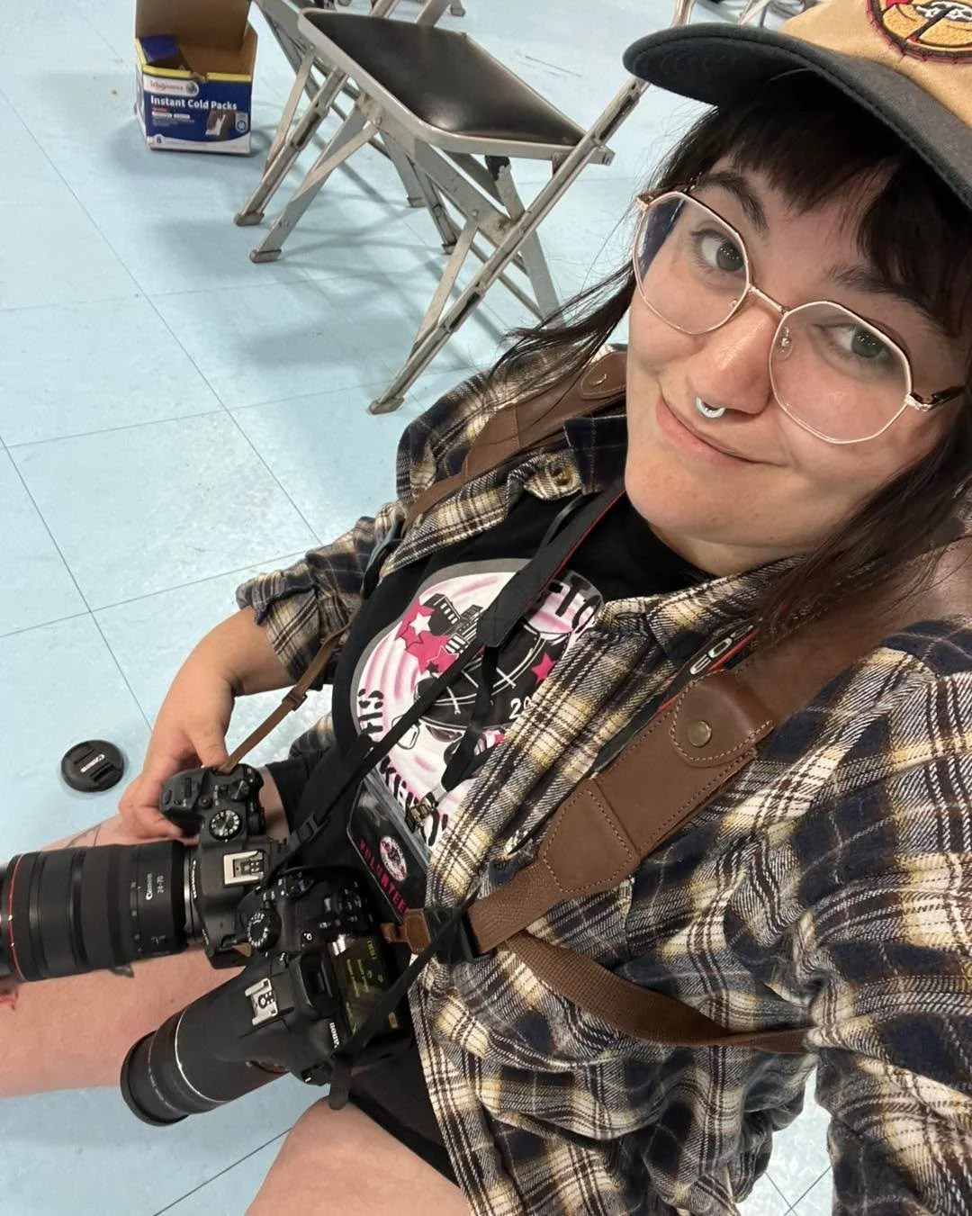 What do our baristas do when they&rsquo;re not making your favorite drinks? 

Van works as a professional photographer (available for engagements, weddings, senior photos, and more) and also is a jammer for the @quadcityrollers! Come watch Poison Nes