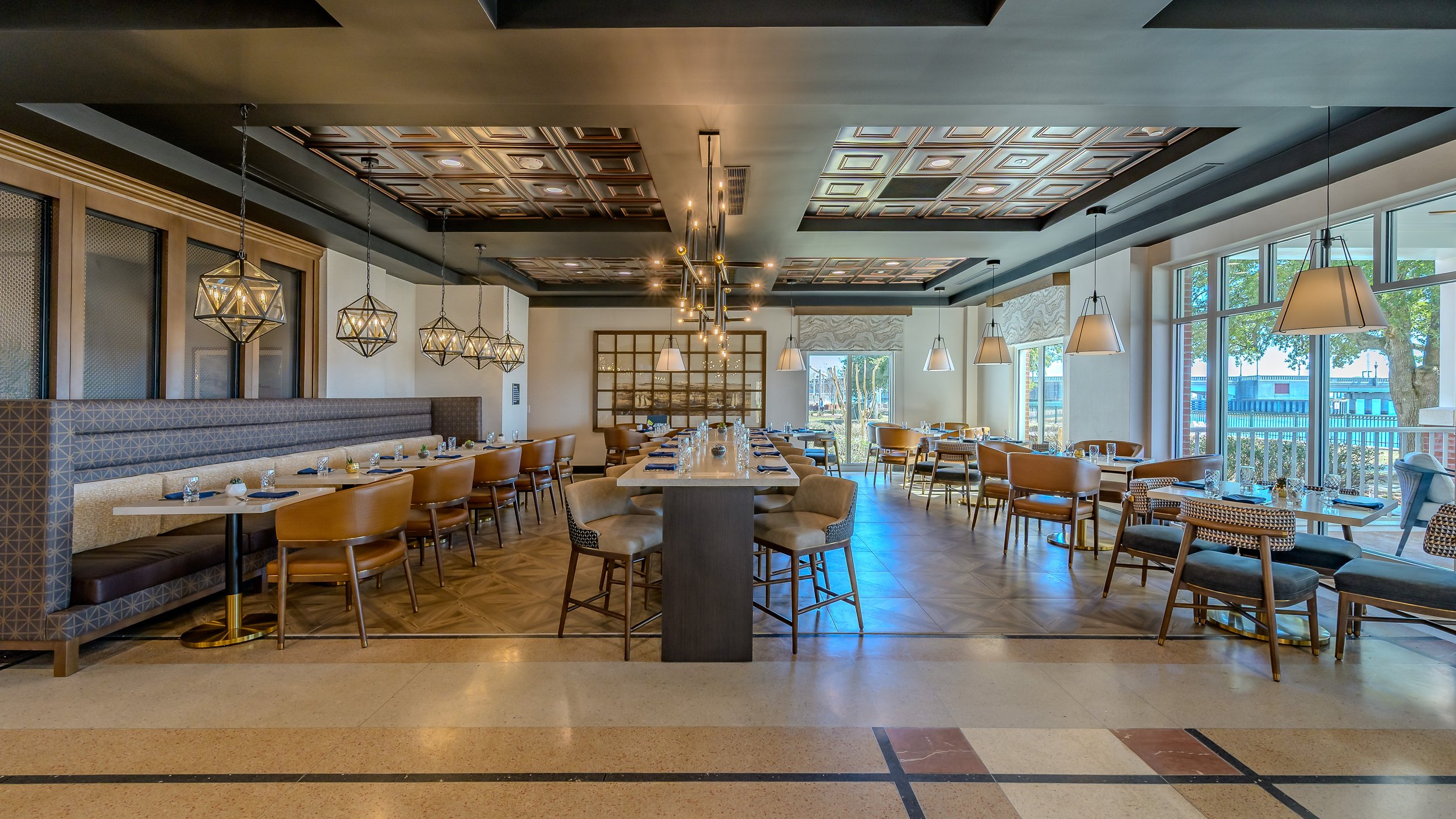 202502281037-HDR_TryonHotel.jpg