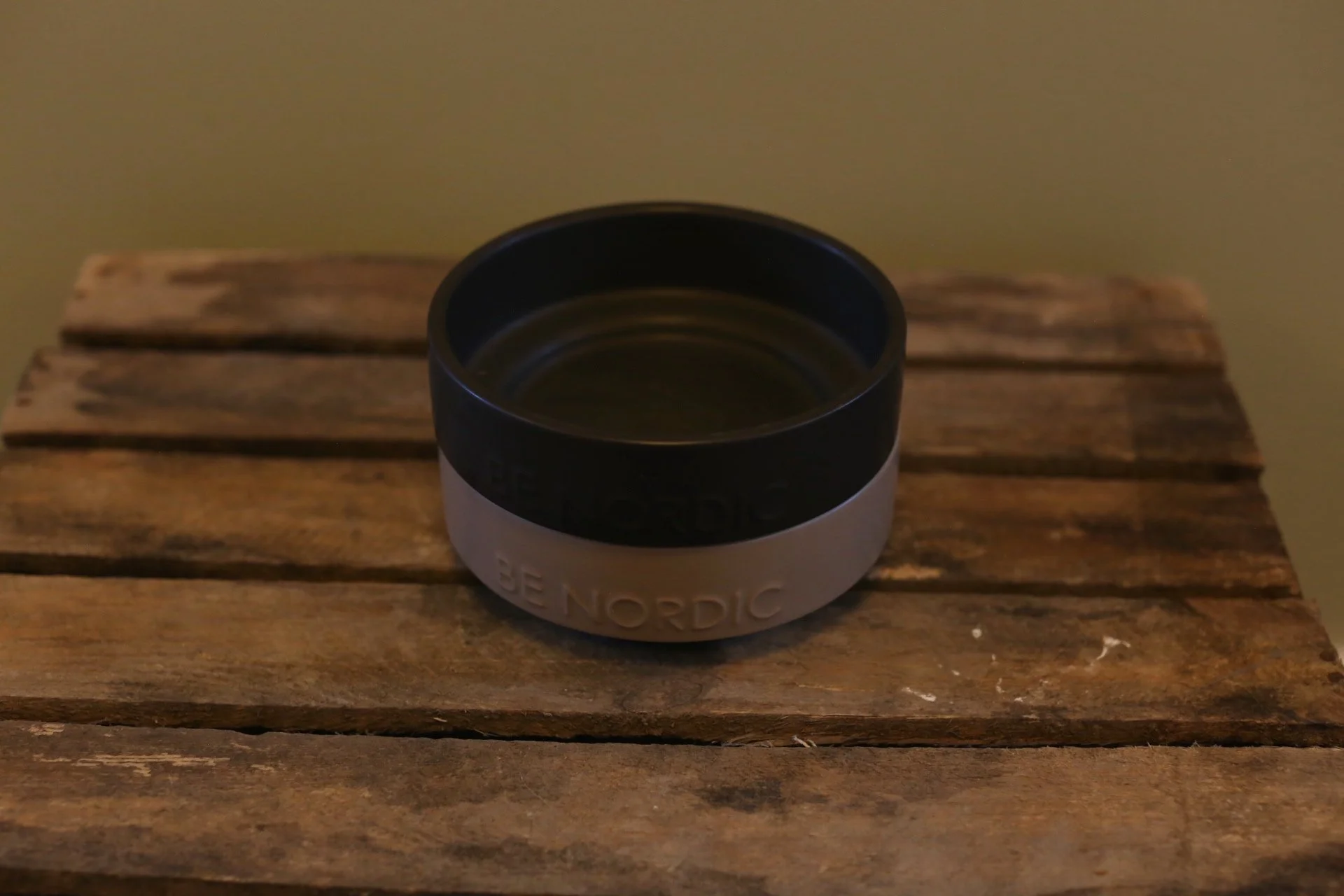 BE NORDIC skål, låg, keramik/gummi, 0.3 l/ø 16 cm