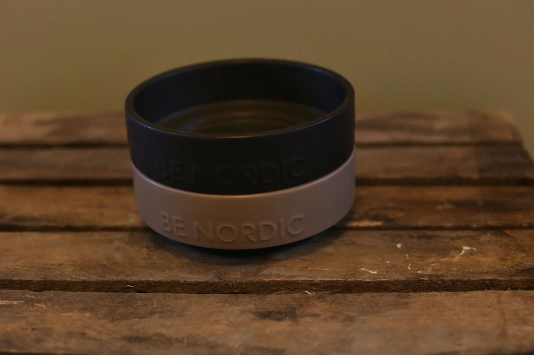 BE NORDIC skål, keramik/gummi, 1.2 l/ø 18 cm