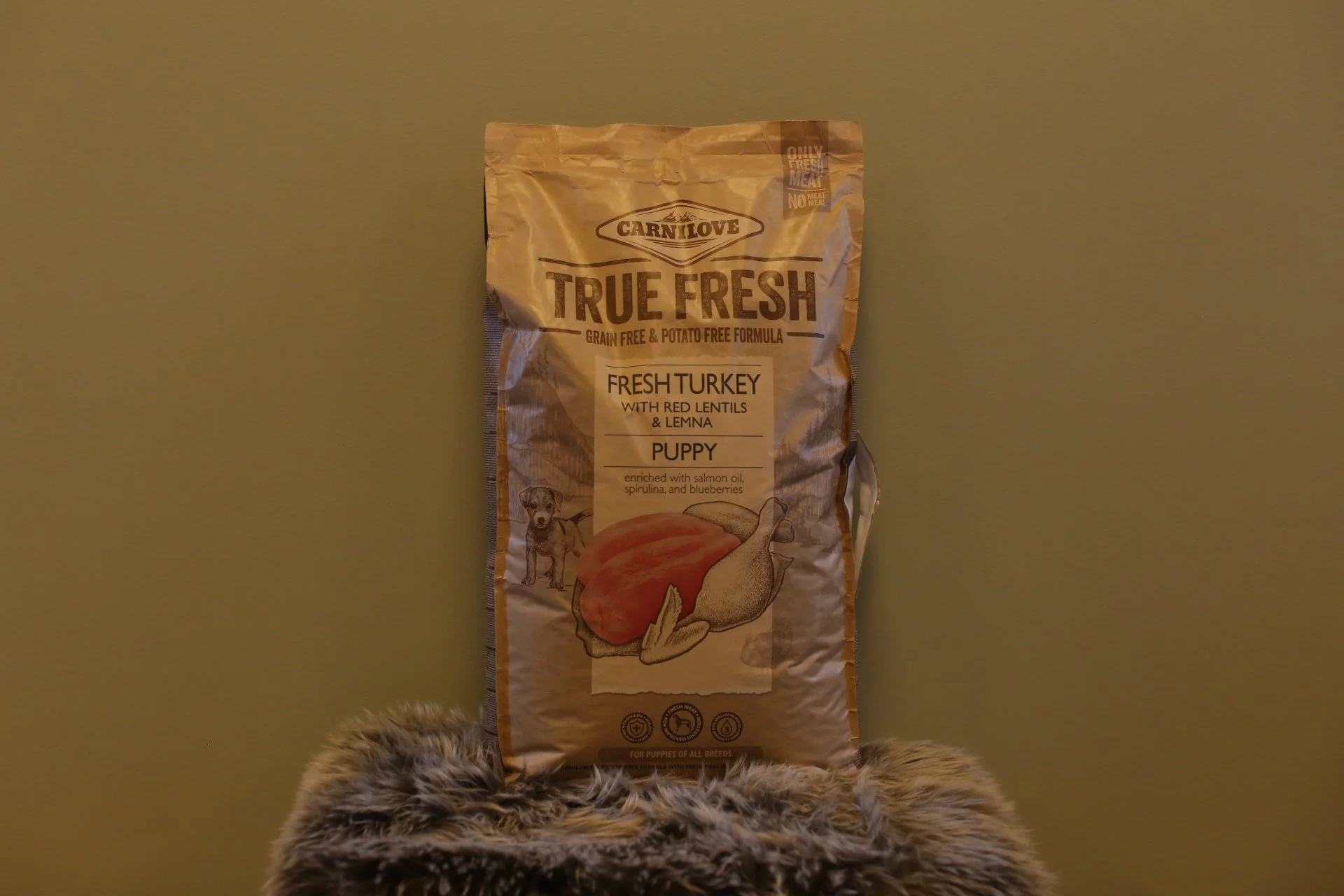 Carnilove TRUE FRESH PUPPY Fresh turkey with red lentils and lemna