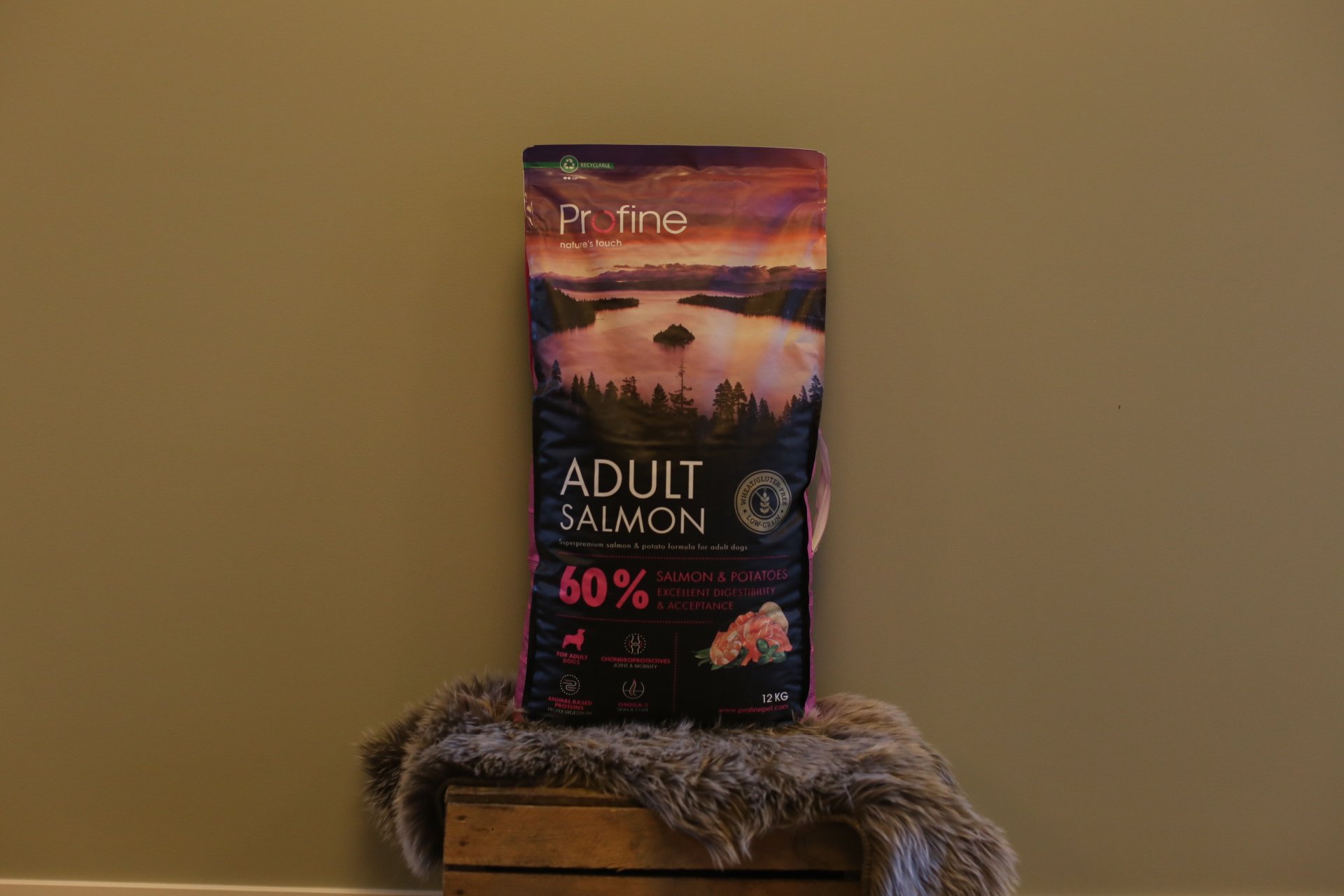 Profine Adult Salmon 12kg