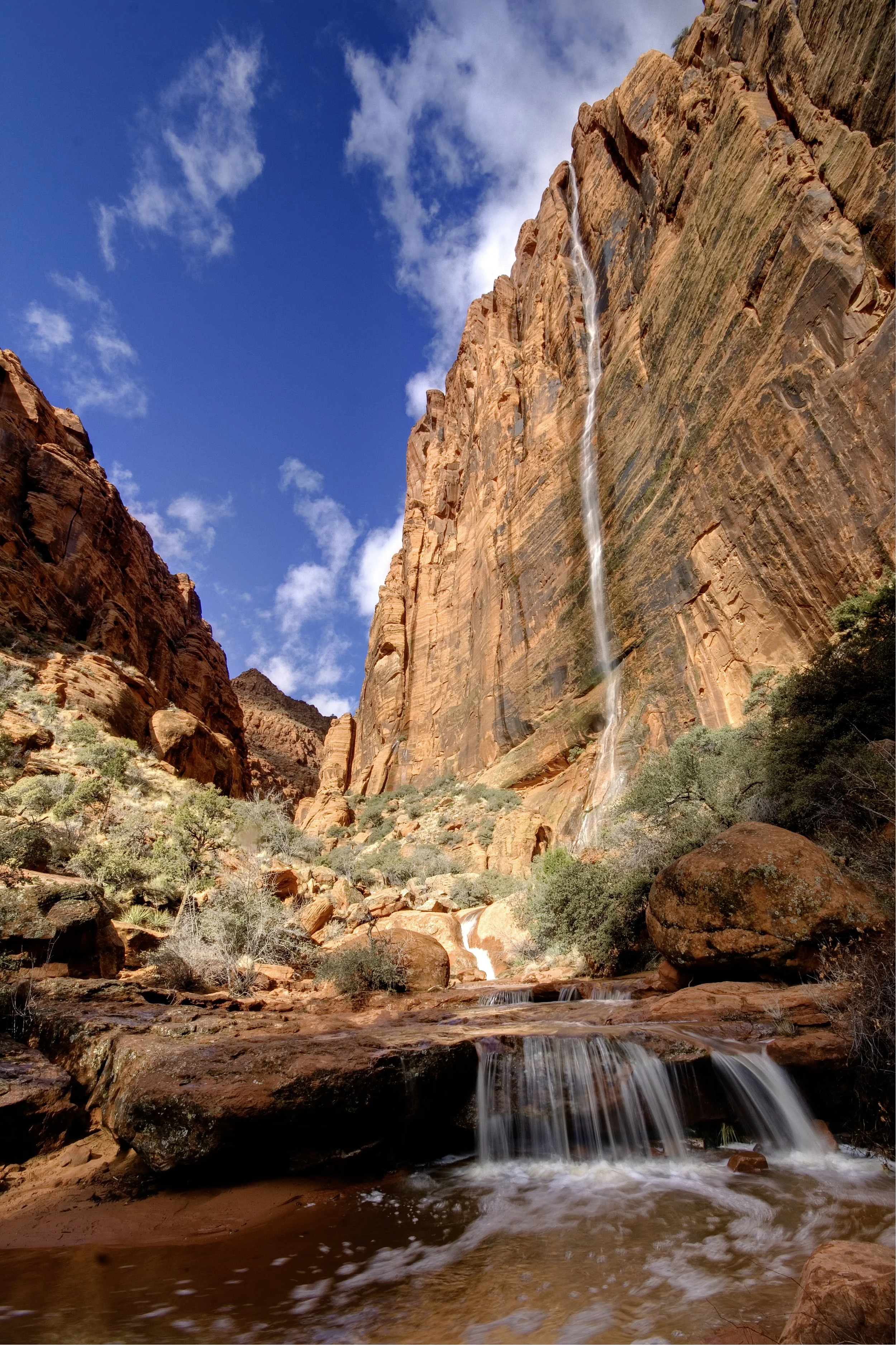 kayenta-waterfall-01.jpg