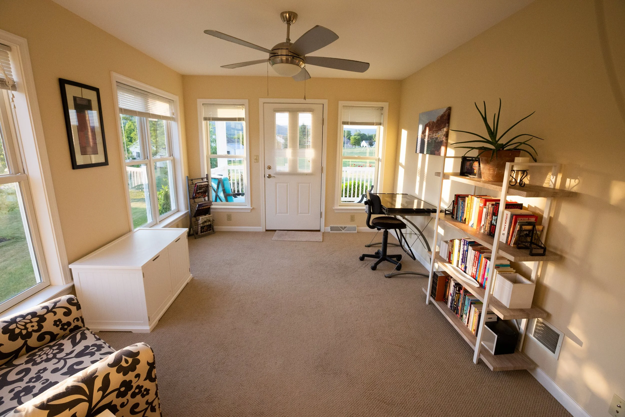 Sunroom - Facing Back Door