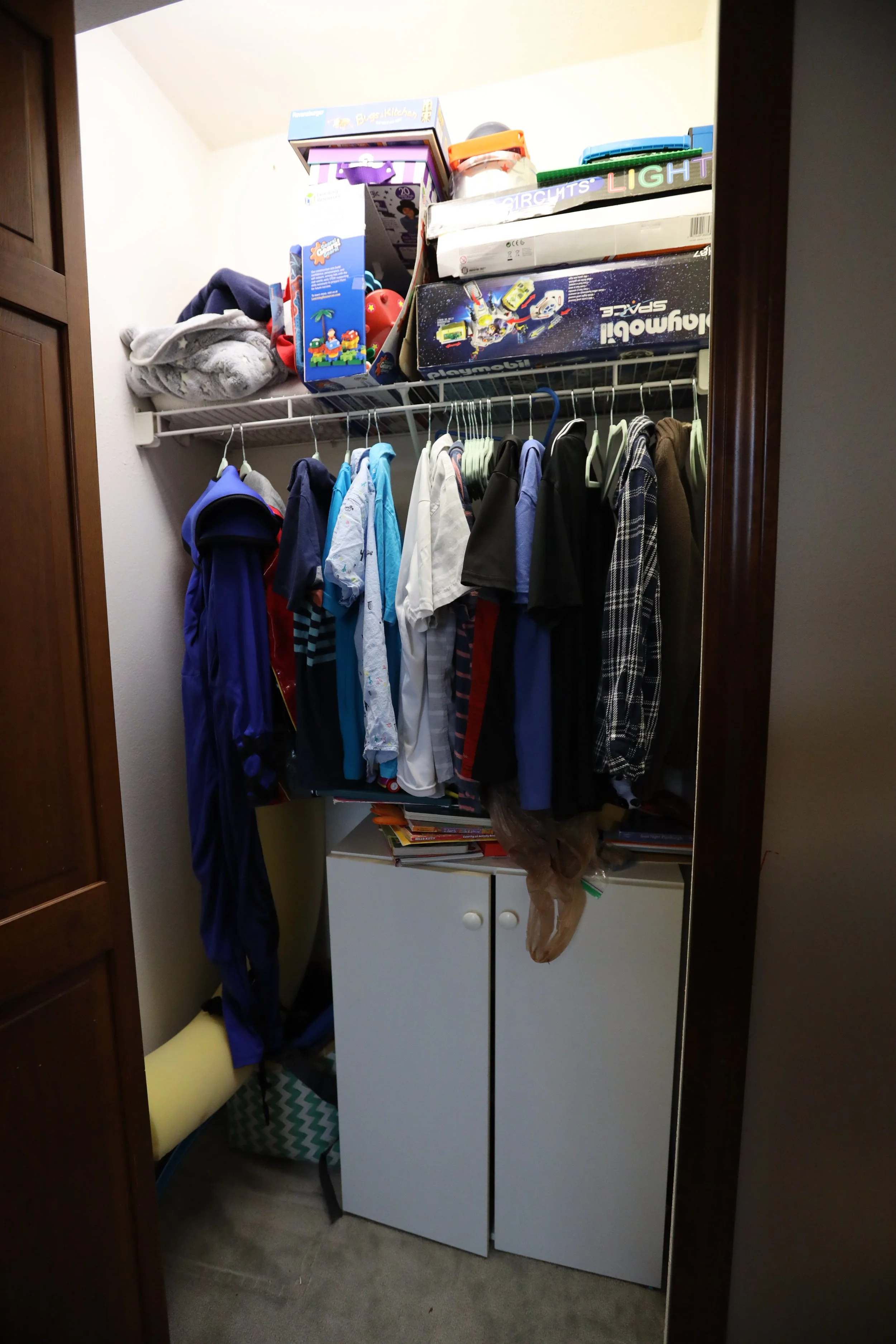Closet 2 - Before