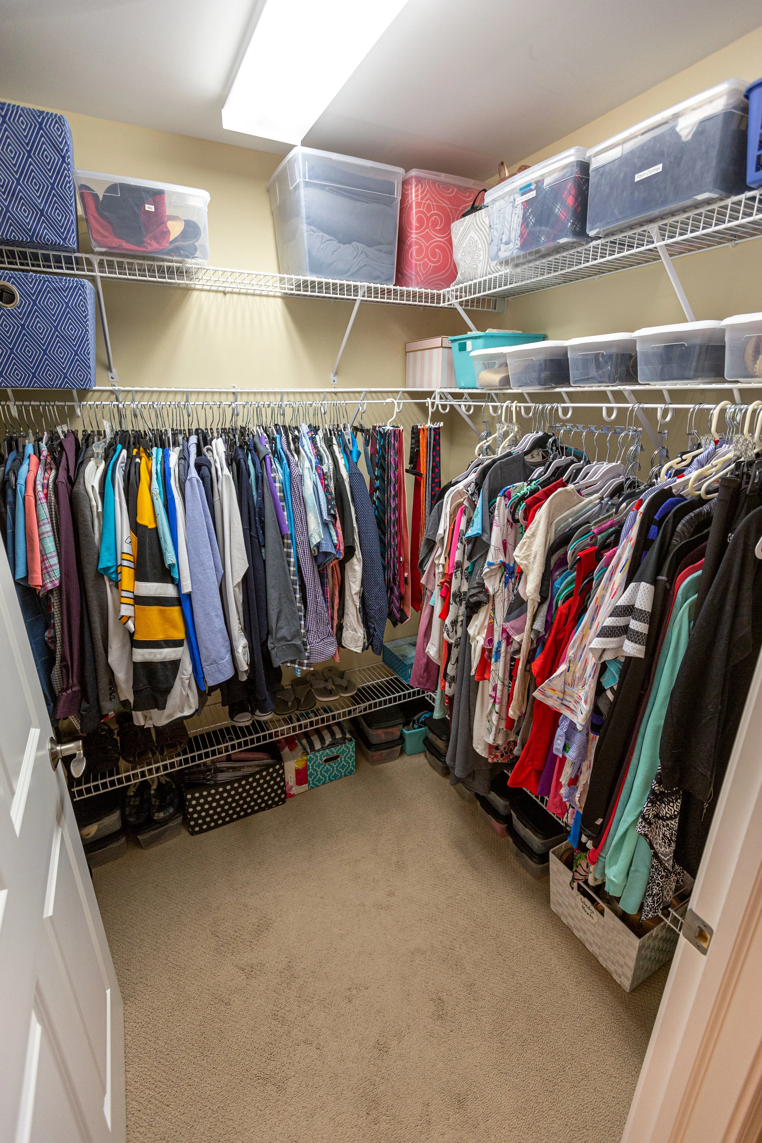 Walk-in Closet