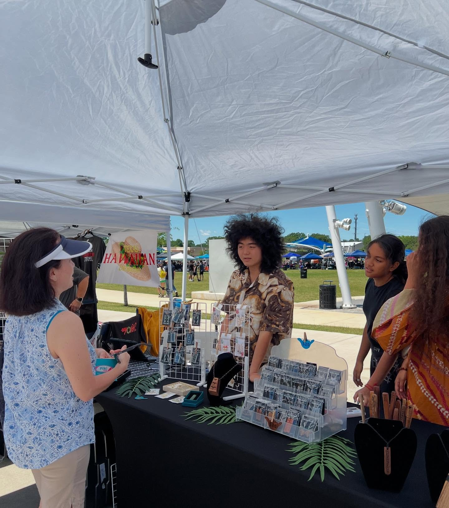 Mahalo nuiloa to @pineapplegrilltexas and @northtexaspacificislanderfest for an amazing opportunity with the students to see Texas. It was awesome to meet all the new Ohana and friends. We will see you in 2026. A Hui hou. #texas #texawaiian #studiosh