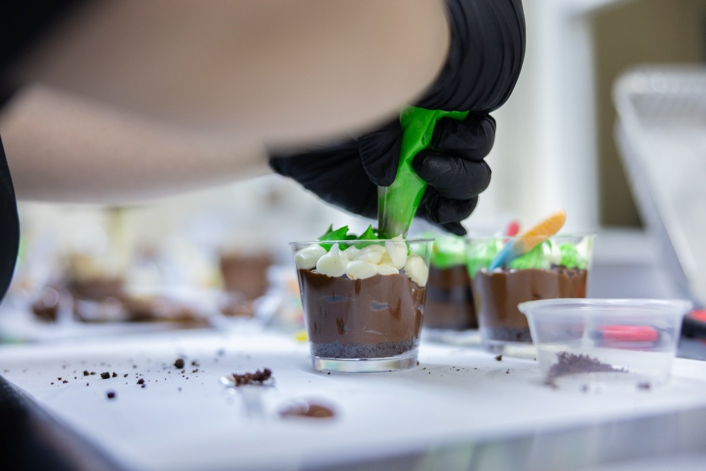 Shoutout to Chef Sam for turning &ldquo;Dirt Pudding&rdquo; into a five-star experience 🍫✨ 

In today&rsquo;s baking class, the students learned how to craft one of the most decadent desserts yet. Despite its name, this sweet treat was rich, creamy,
