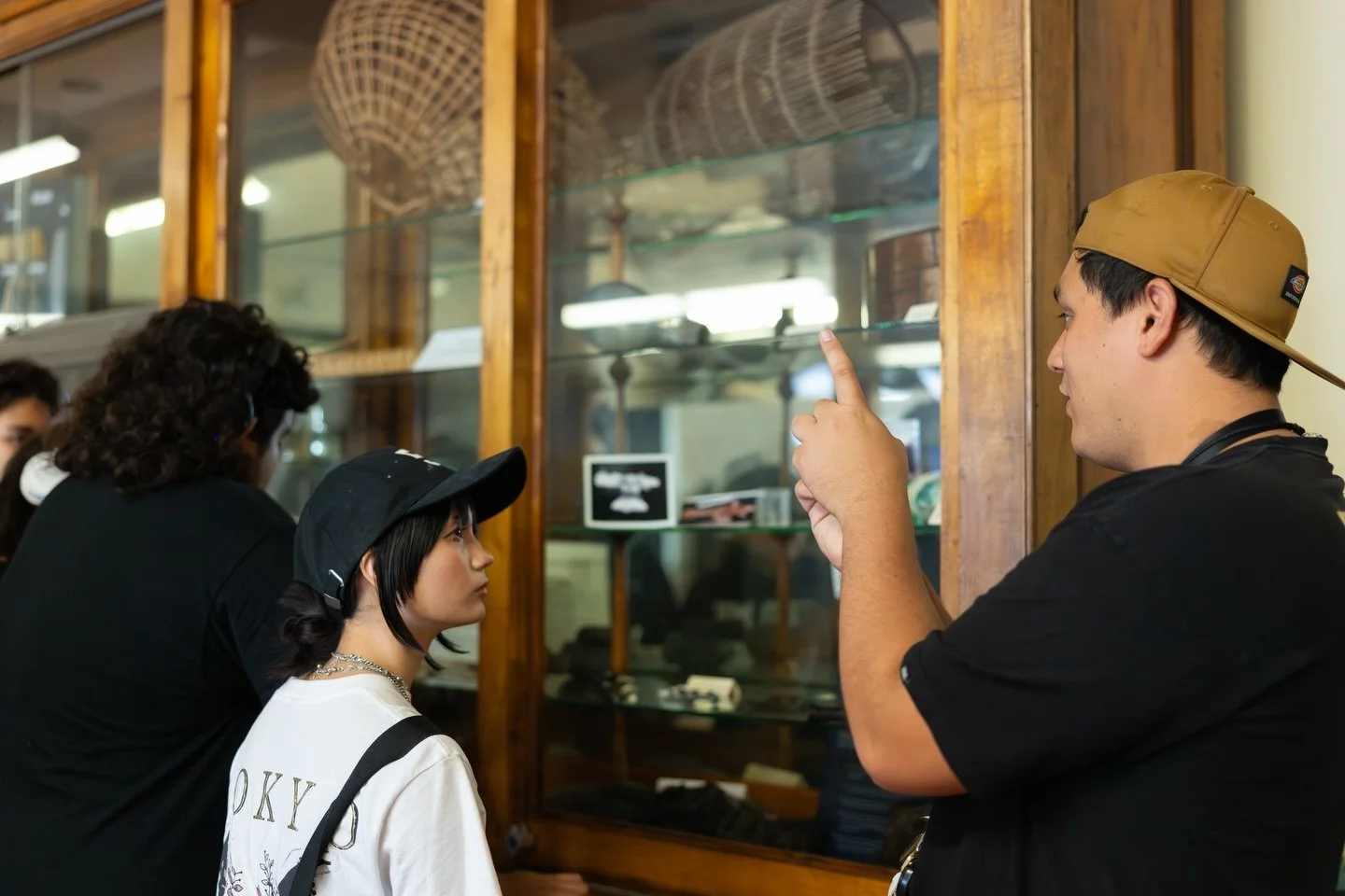 Spring Break is here! 🌴 On day two of break we&rsquo;re visiting the Mokupāpapa Discovery Center, learning about coral atolls 🏝️ and traditional Hawaiian implements. 🪸🤩

#SpringBreak #MokupapapaDiscoveryCenter #StudioShaka #HiloHawaii #AfterSchoo