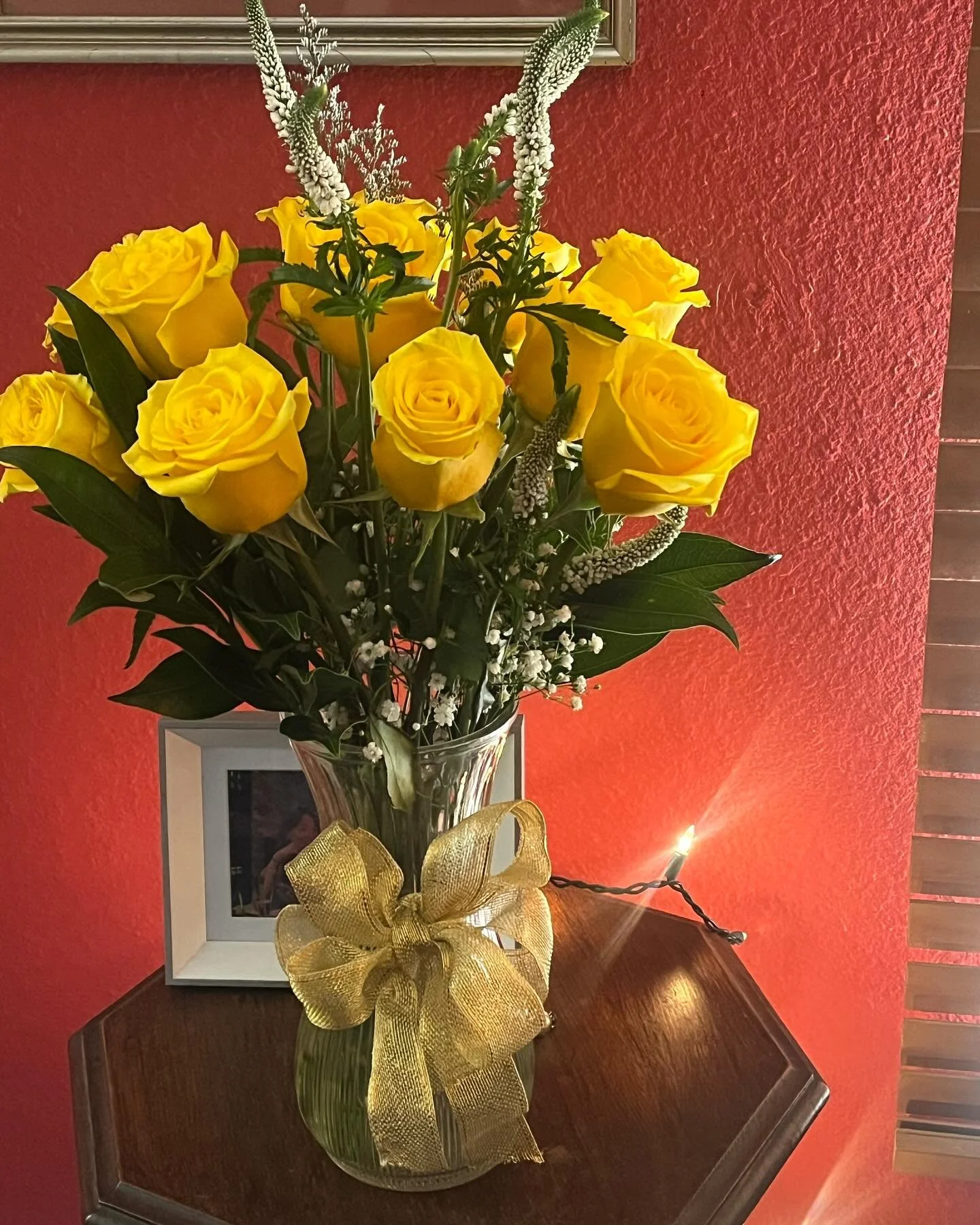 The yellow rose (or roses) of Texas. ❤️