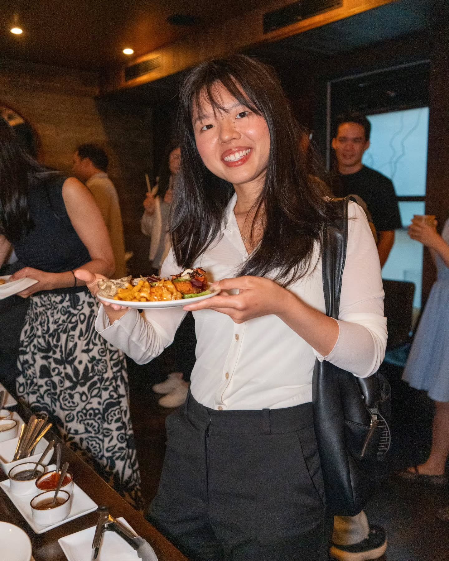 We dove into a medley of seafood on last month at @amarawbar where we had a shrimply amazing night of oysters, cocktails, and more 🦪🍸Thank you so much to everyone who joined us, every single ticket directly supported @mekongnyc_, the Bronx-based no
