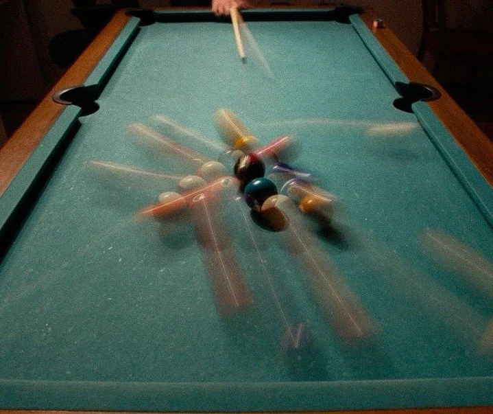 Nothing beats the sound of a clean break and a full glass nearby 🎱