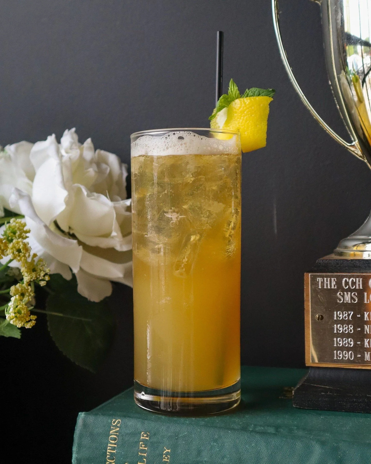 PGA CHAMPIONSHIP DRINK 🍋🌿🥃
Bright citrus, cool mint, and tea-forward bourbon. It is built for sipping all tournament long. Dropping May 1st and available all month long.
