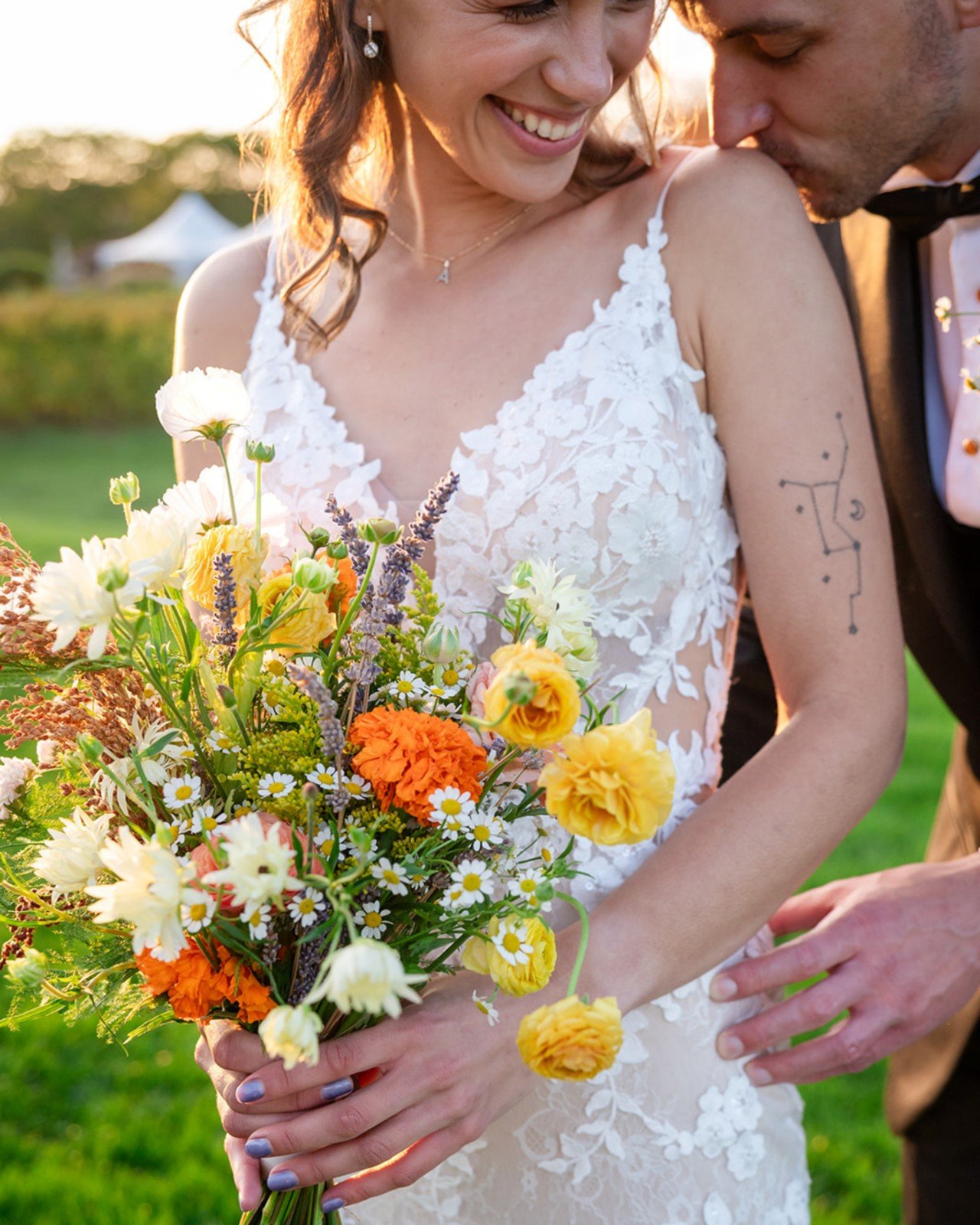 The worst part of being a Chapel photographer? You fall a little bit in love with two incredible humans and their energy, and then they head back to Yellowstone and you are left like, okay bye forever. Rude, honestly.
ㅤ
#WeddingHumour
#WeddingLaughs
