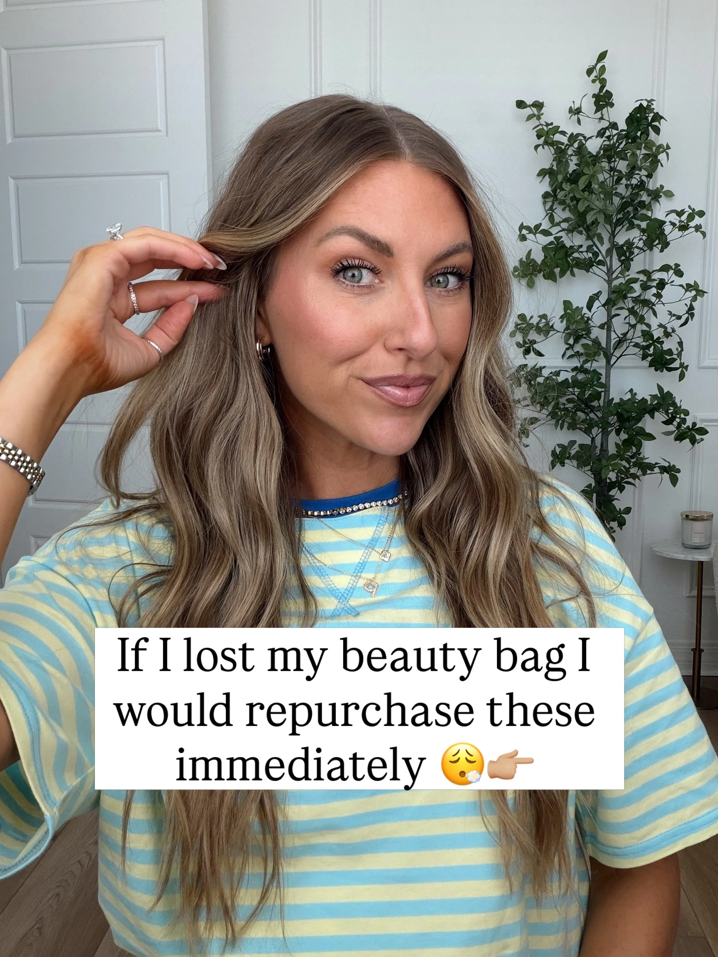 Beauty must-haves 💄👉🏼 Comment SHOP below &amp; I&rsquo;ll DM you the full roundup of my favorite makeup &amp; beauty products! 

You have to be following me&nbsp;@makennachristinexo&nbsp;in order to receive the DM with details 💌

You can also fin