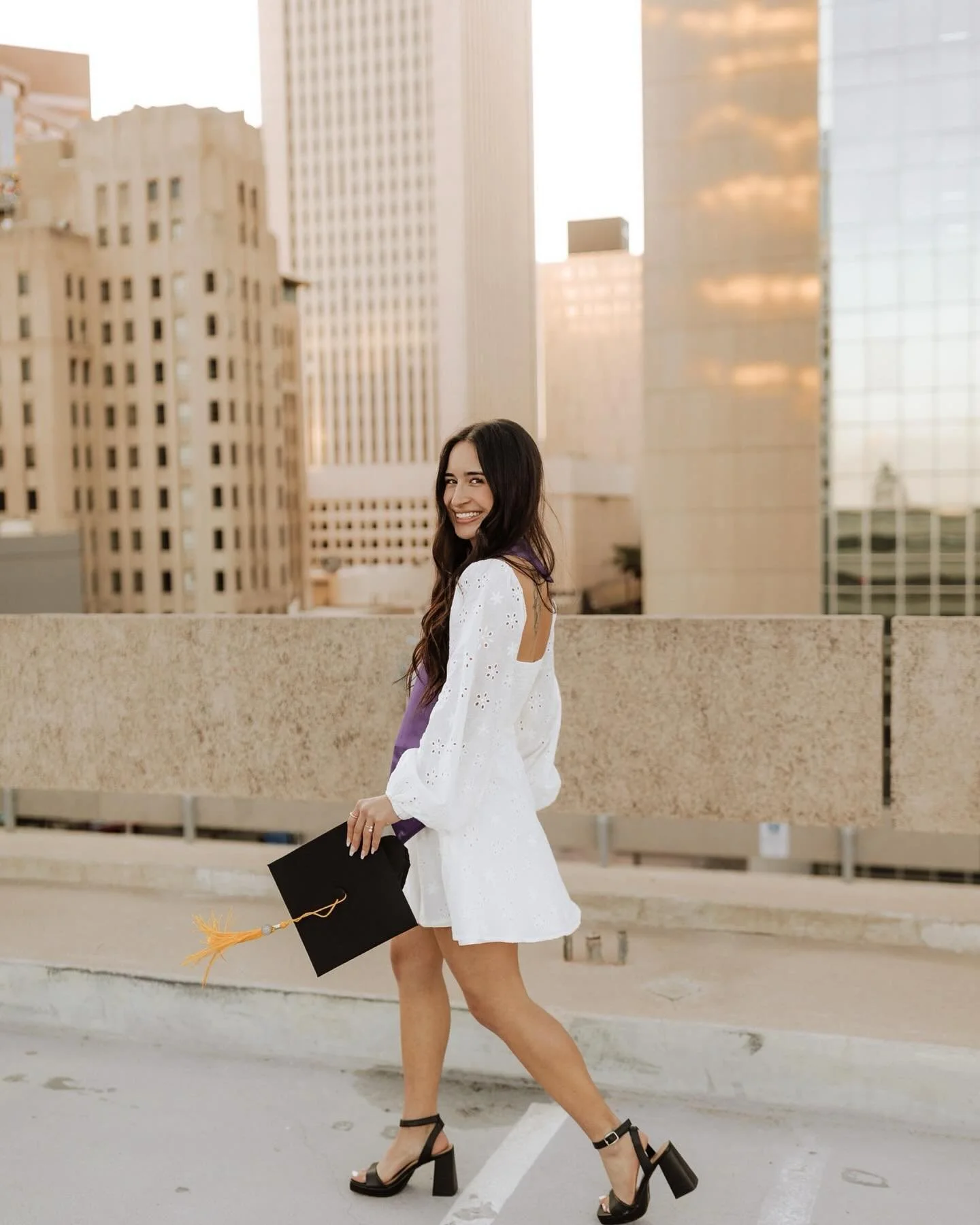 Just the sweetest time with Drew ✨I LOVE getting to capture such special seasons! It&rsquo;s a gift to not only be able to capture moments you&rsquo;ll remember forever but getting to just have fun and connect on a shoot! 

Parking garages are a favo