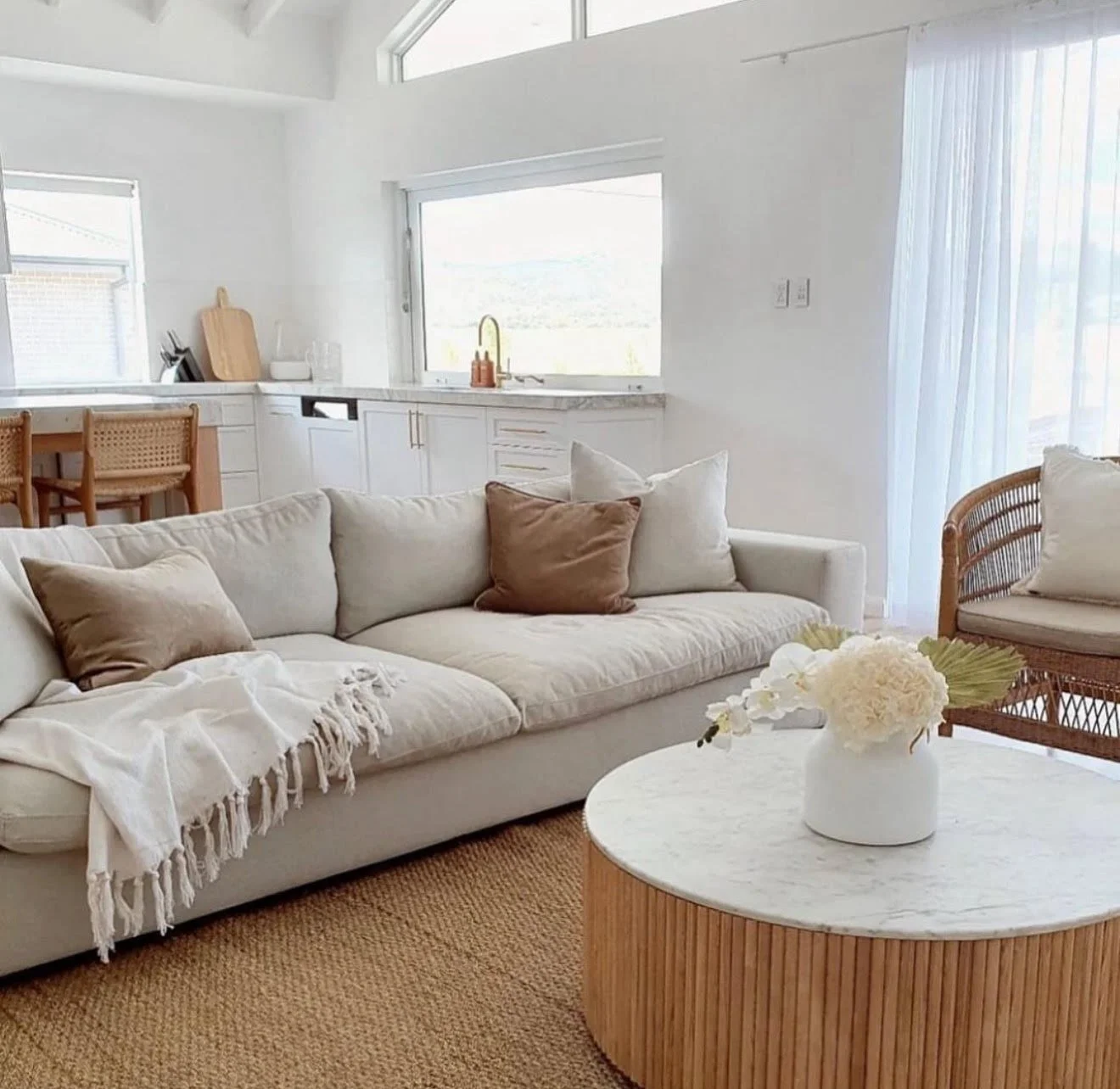 Jute natural fibre flooring in elevated coastal home