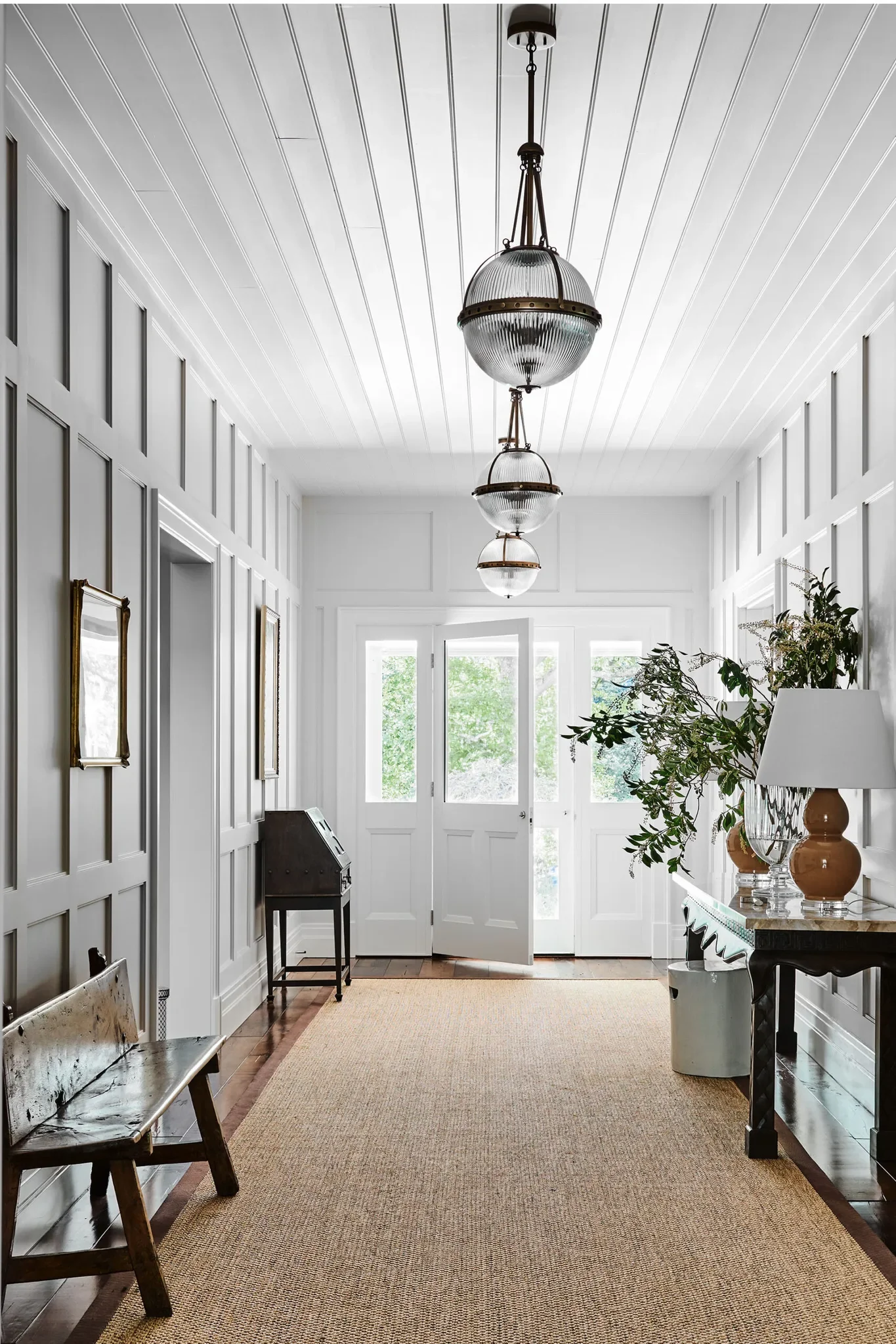 1655689498873_hallway-entrance-scaled (1).webp