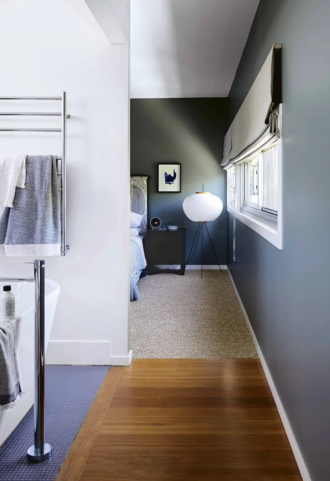 Elevated modern bedroom with Jubilee Sisal natural fibre flooring